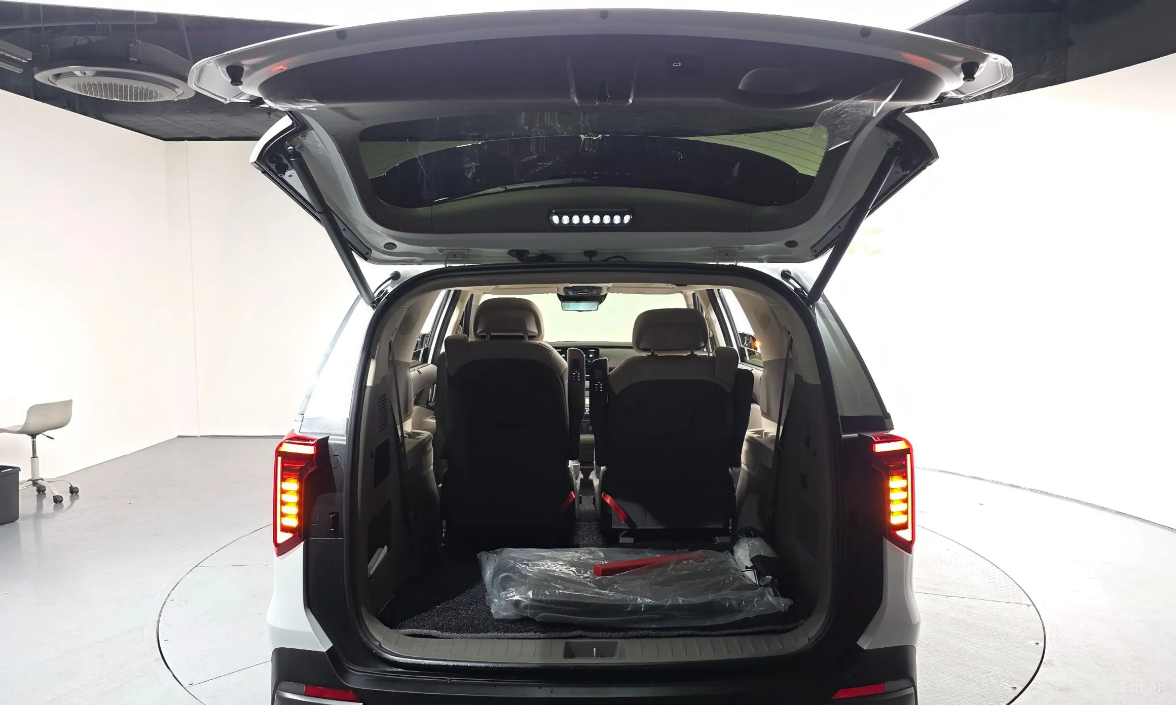 Kia Carnival 4th Generation превью 20