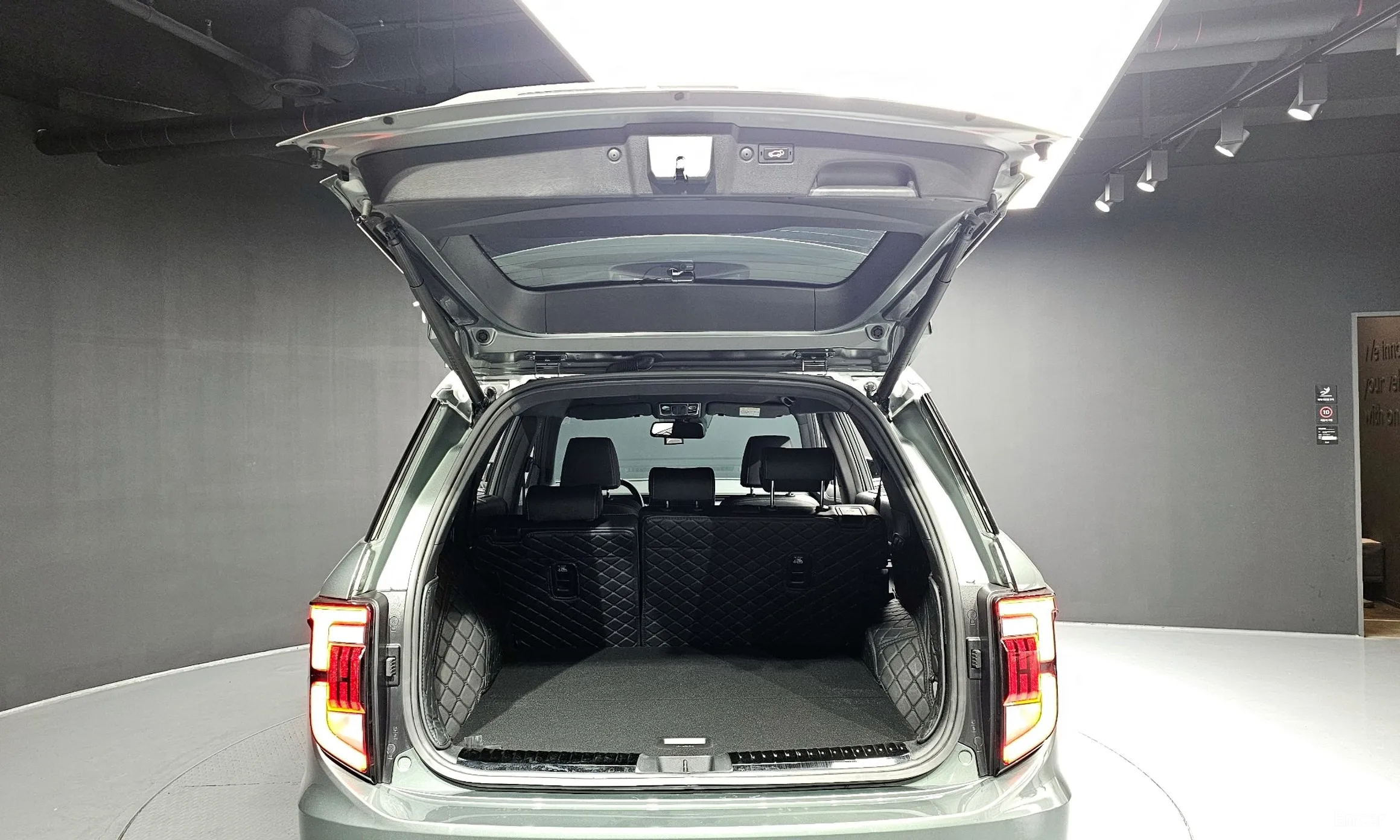 KG Mobility (SsangYong) Torres превью 20