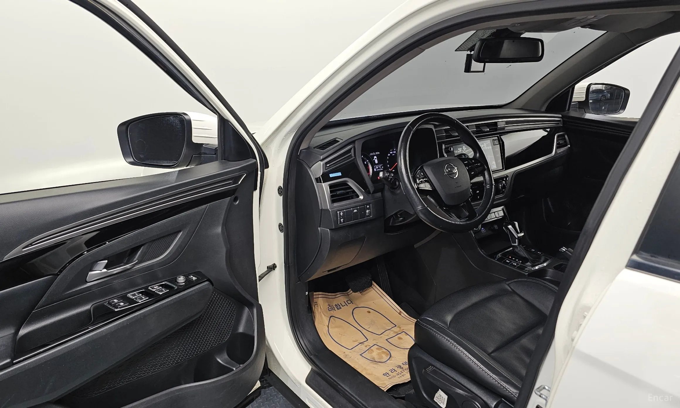 KG Mobility (SsangYong) Beautiful Korando превью 10