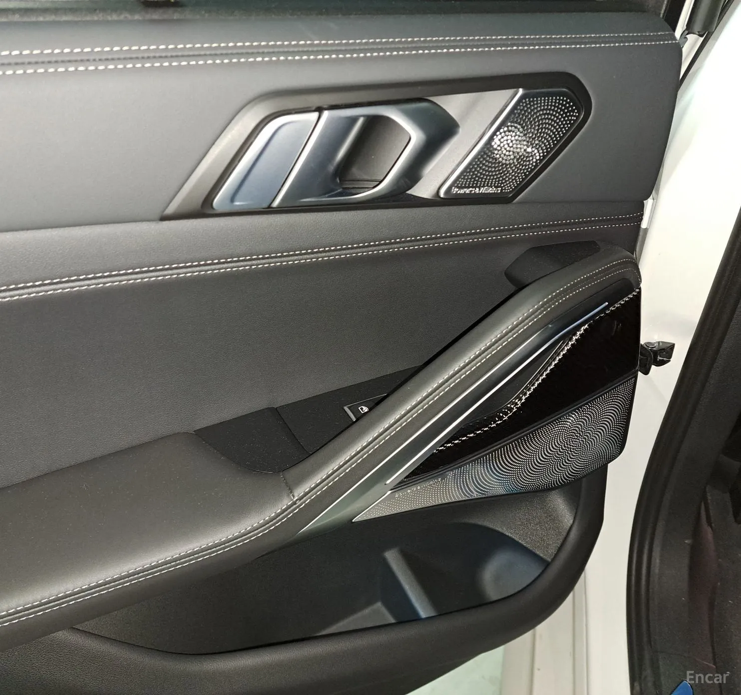 BMW X6 (G06) превью 11