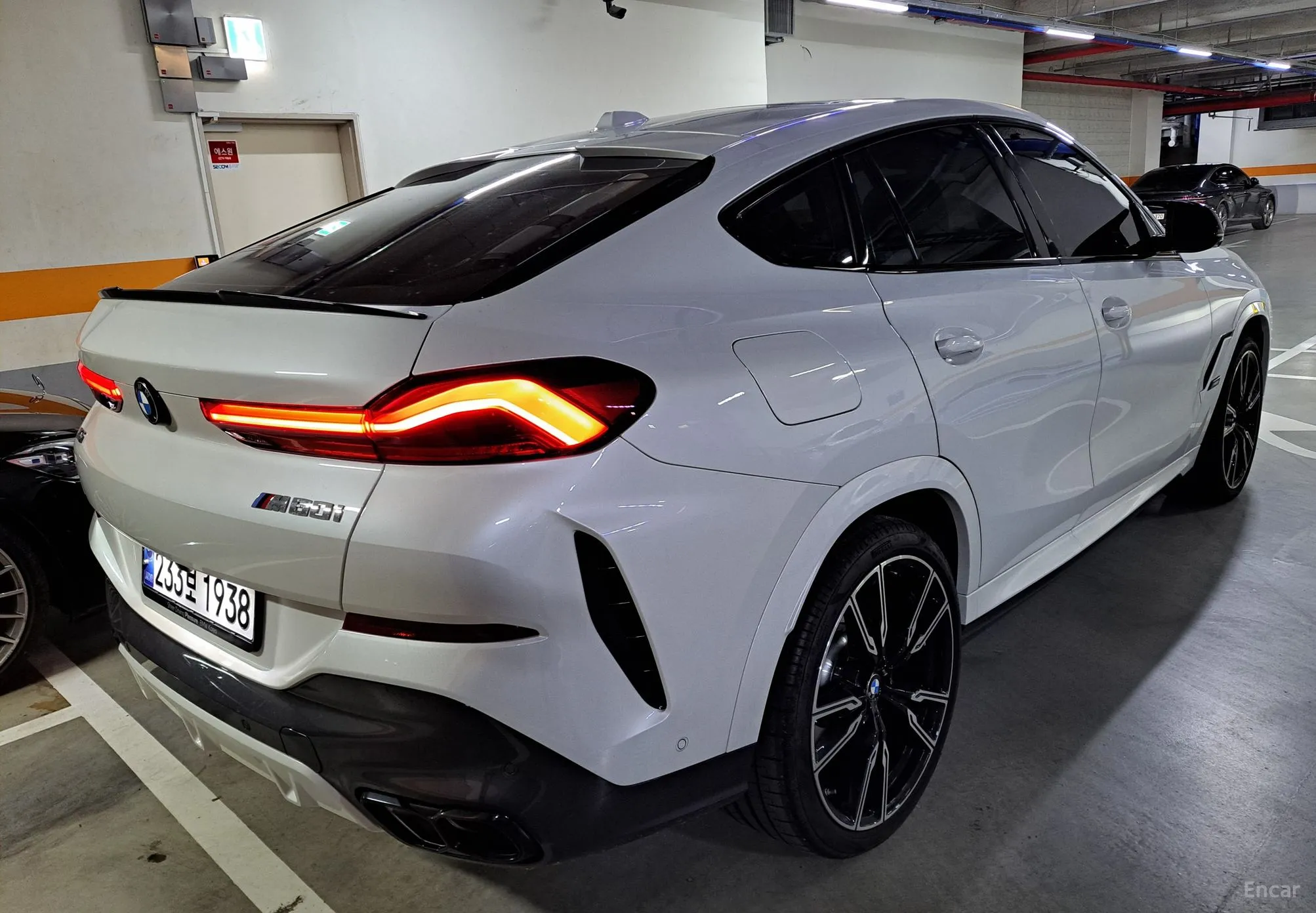 BMW X6 (G06)