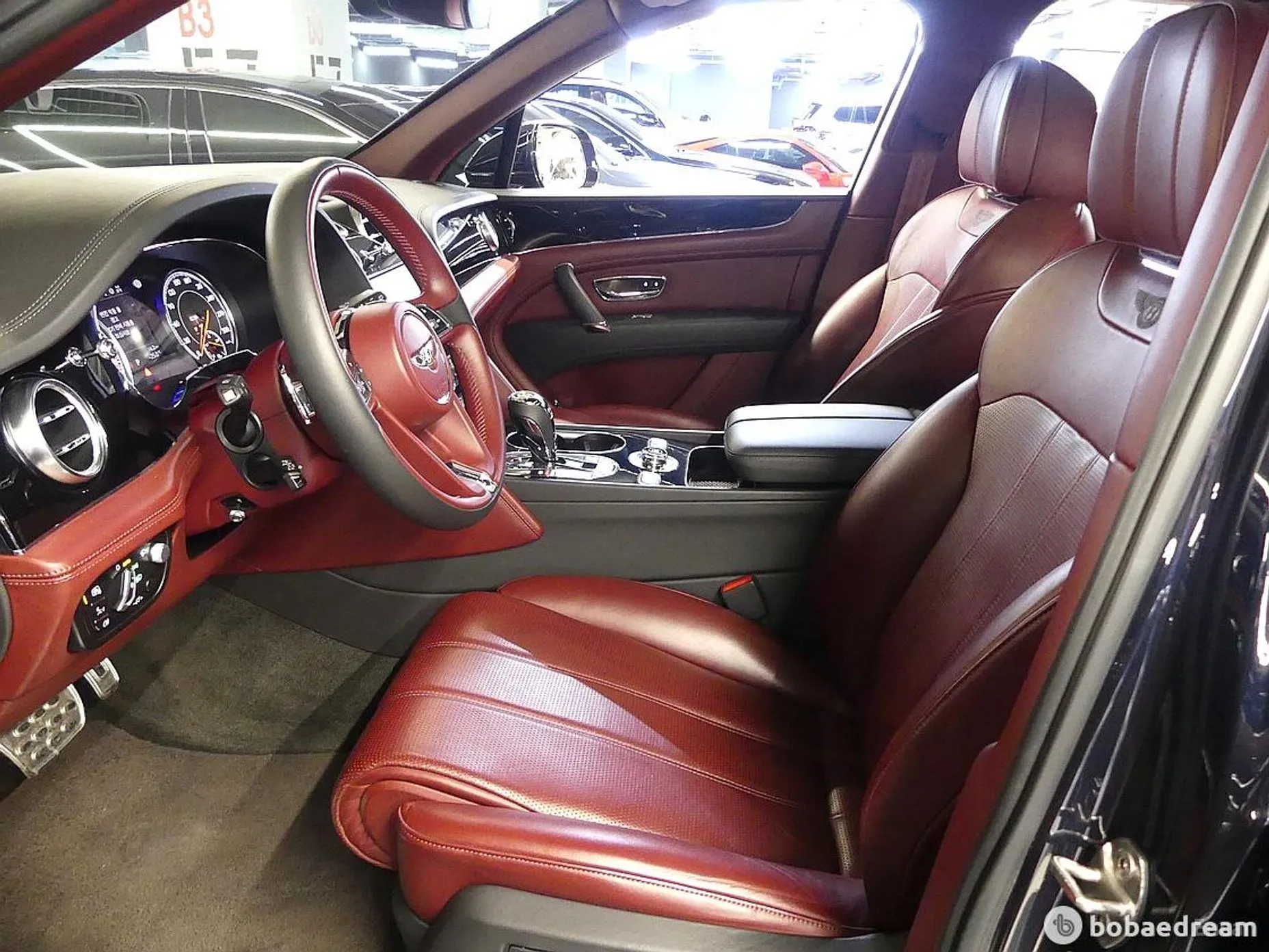 Bentley Bentayga превью 10