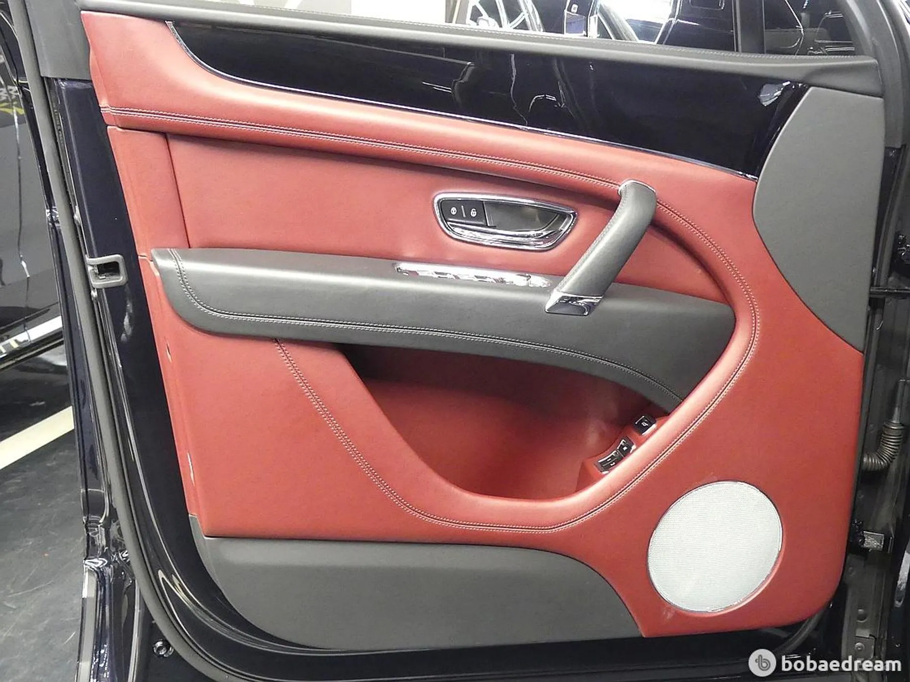 Bentley Bentayga превью 11