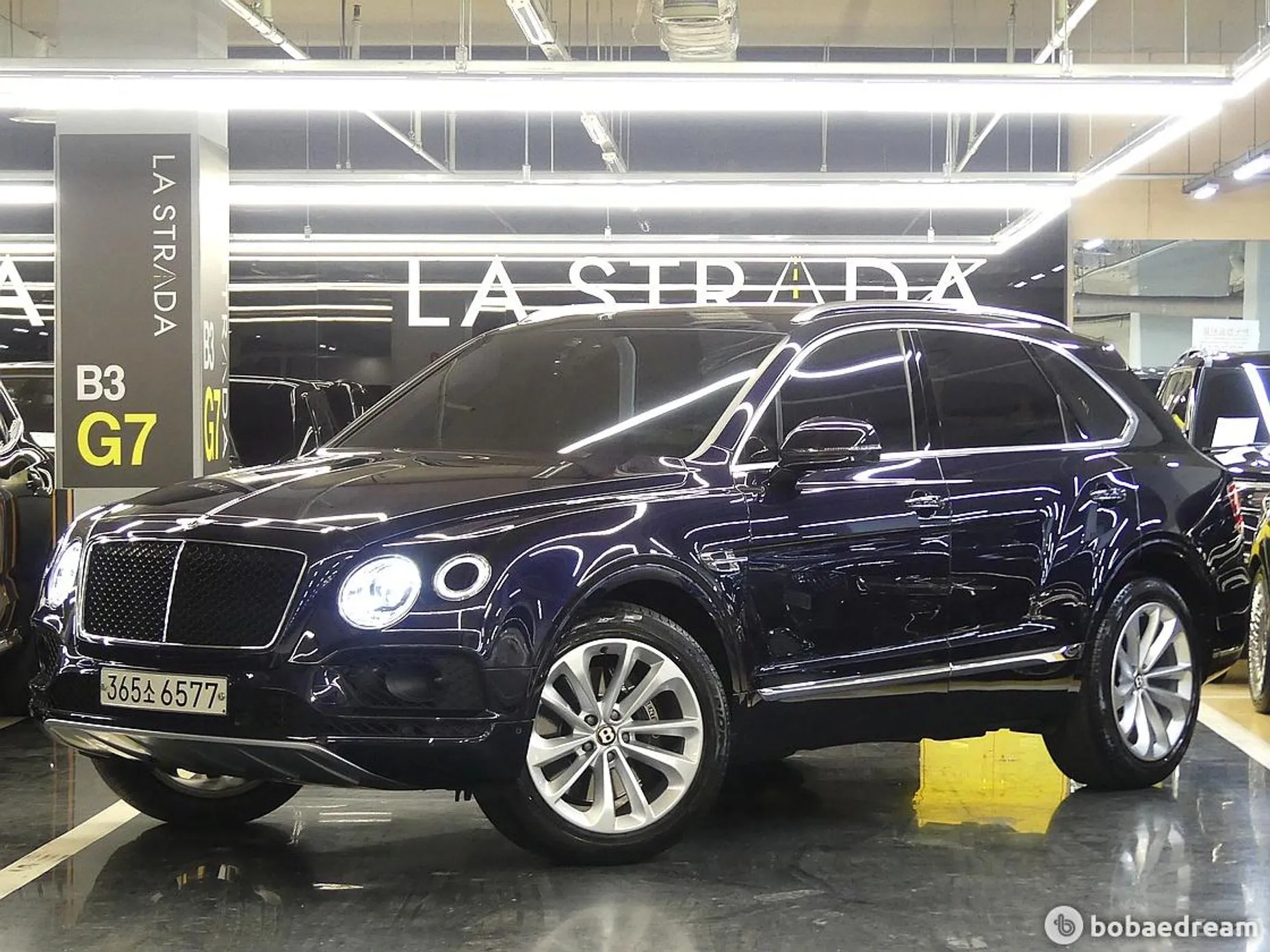 Bentley Bentayga превью 3