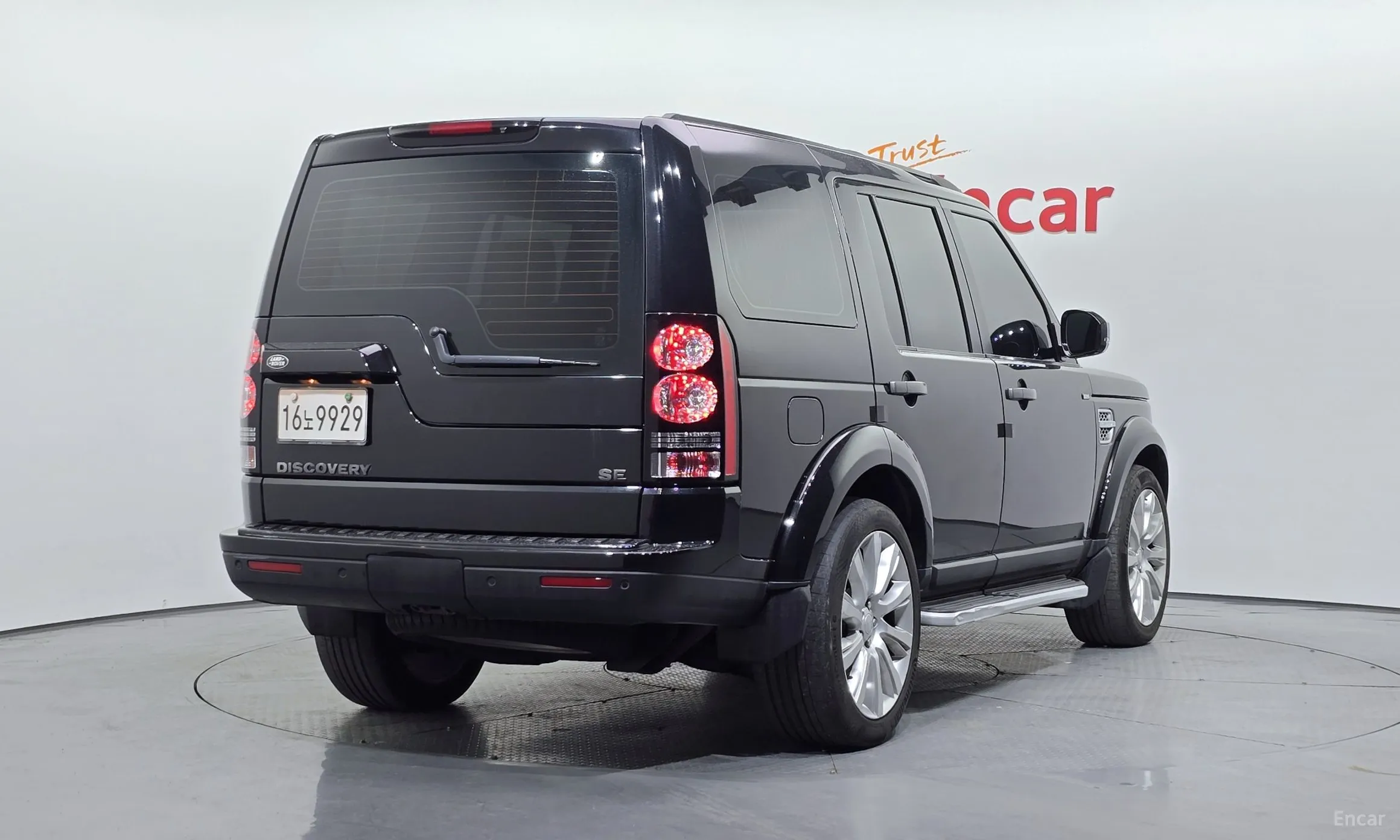 Land Rover Discovery 4 превью 2