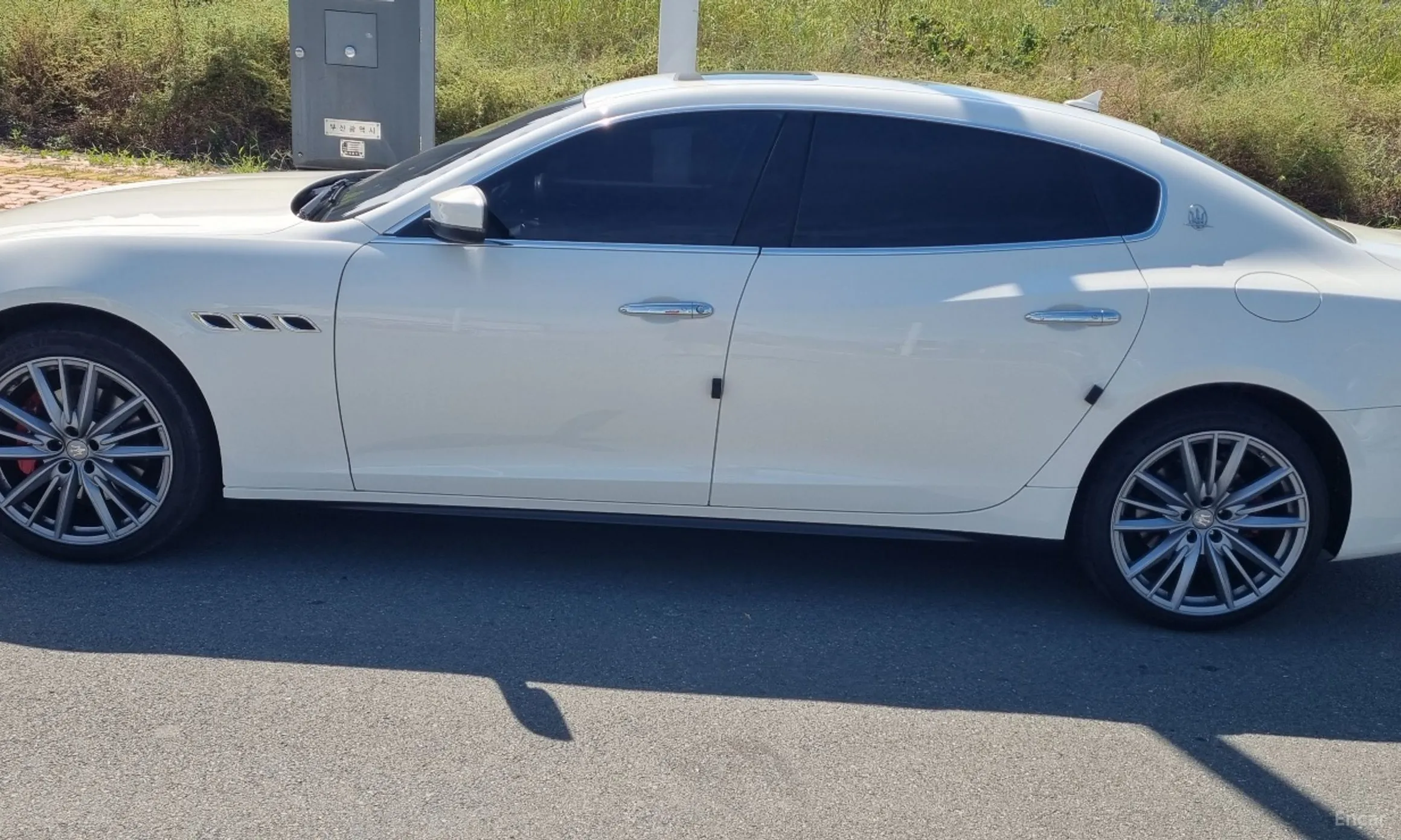 Maserati Quattroporte превью 2