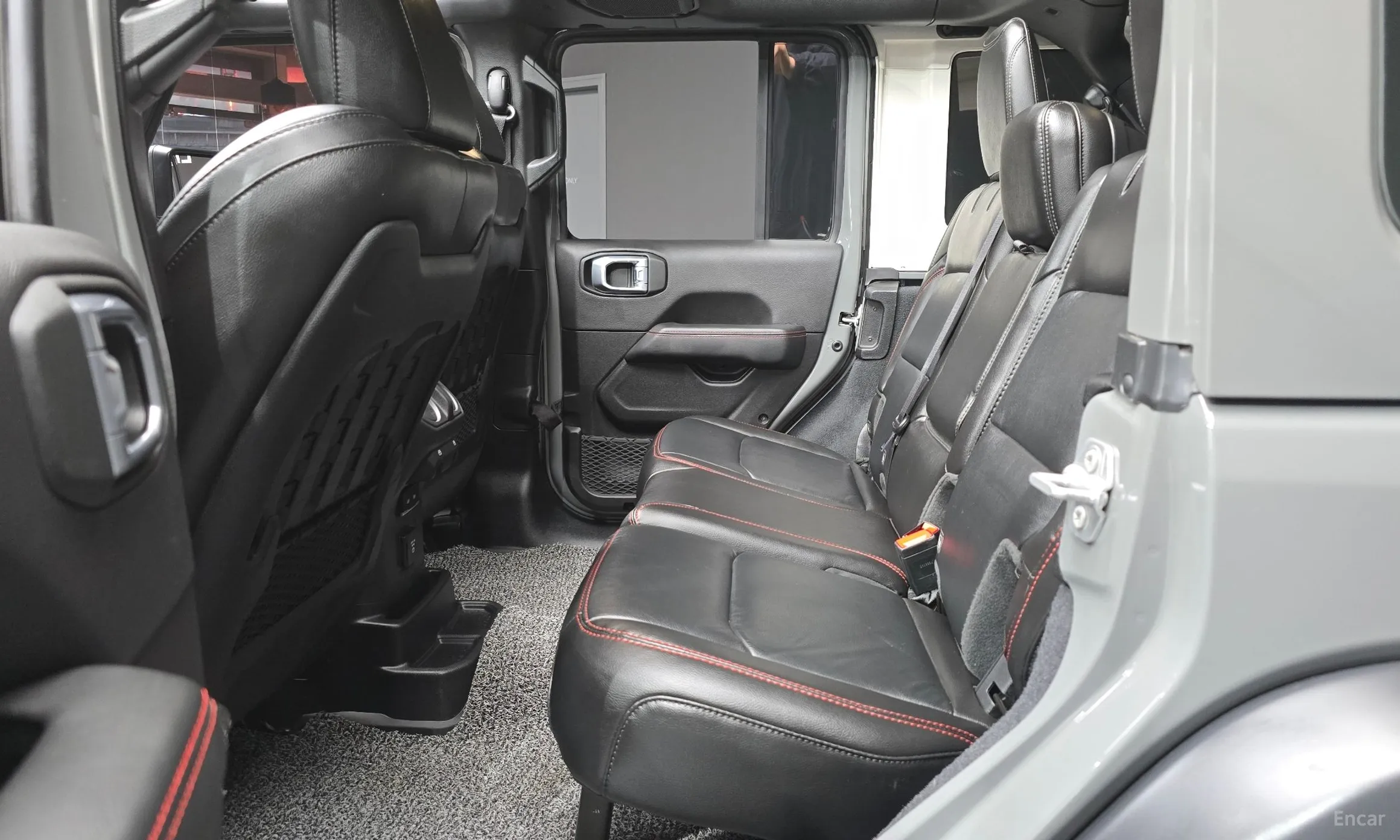 Jeep Wrangler (JL) превью 12