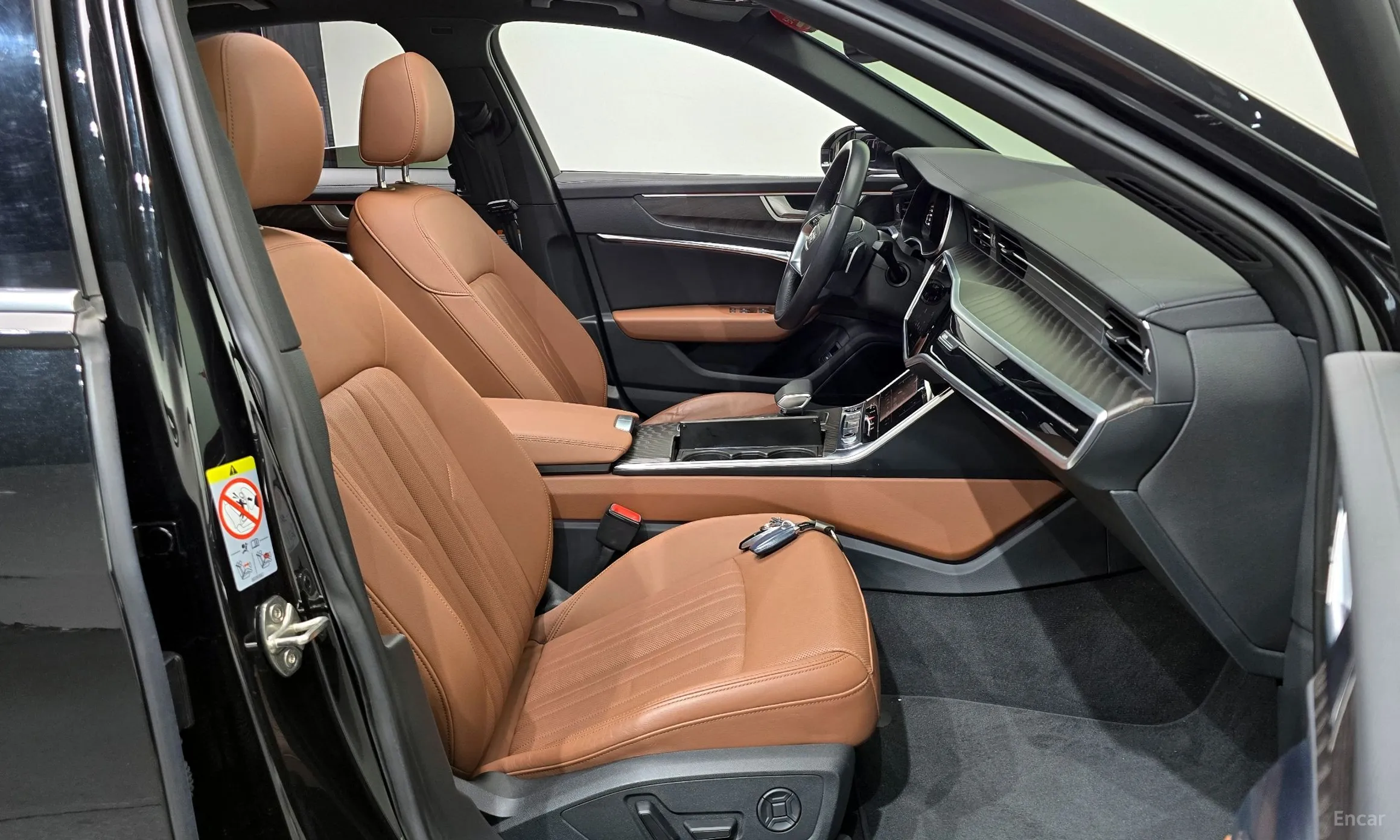 Audi A6 (C8) превью 12