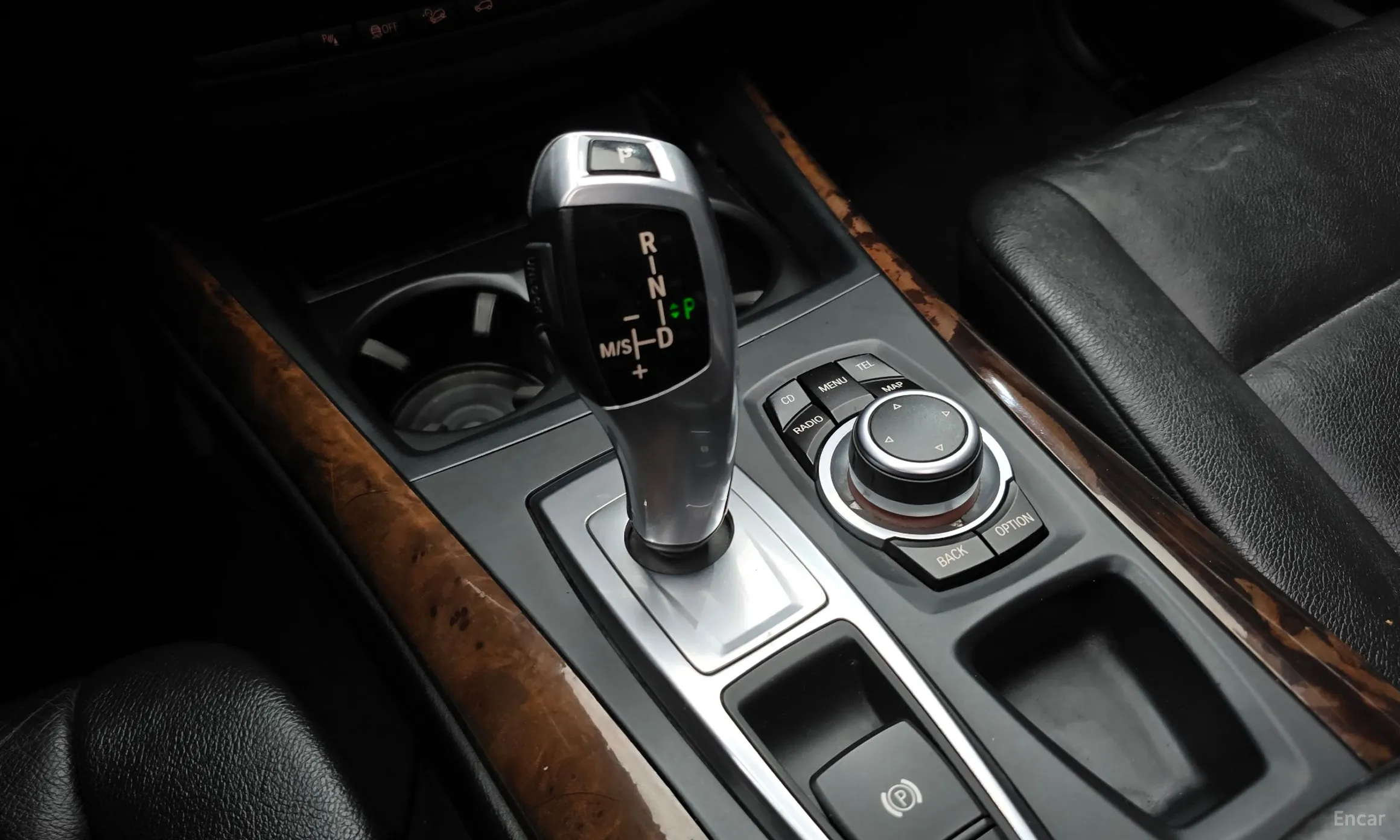 BMW X5 (E70) превью 9