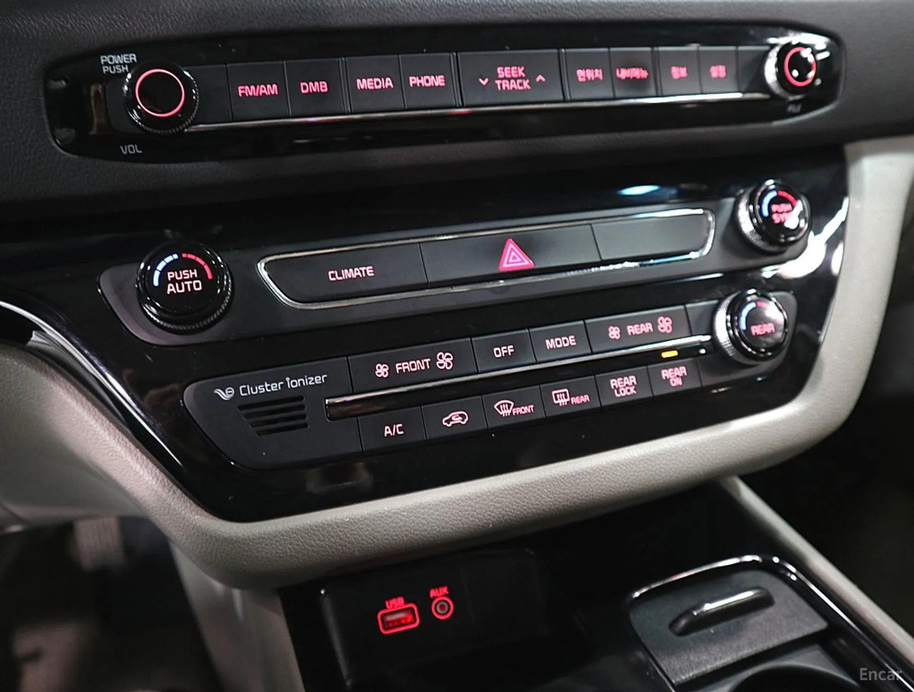 Kia Carnival превью 14