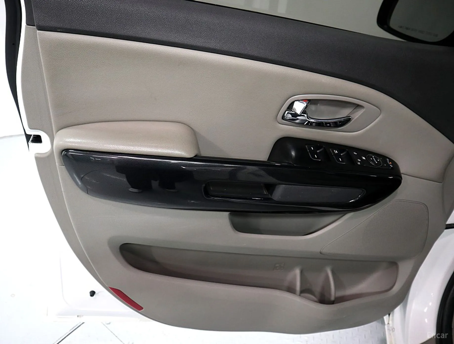 Kia Carnival превью 8