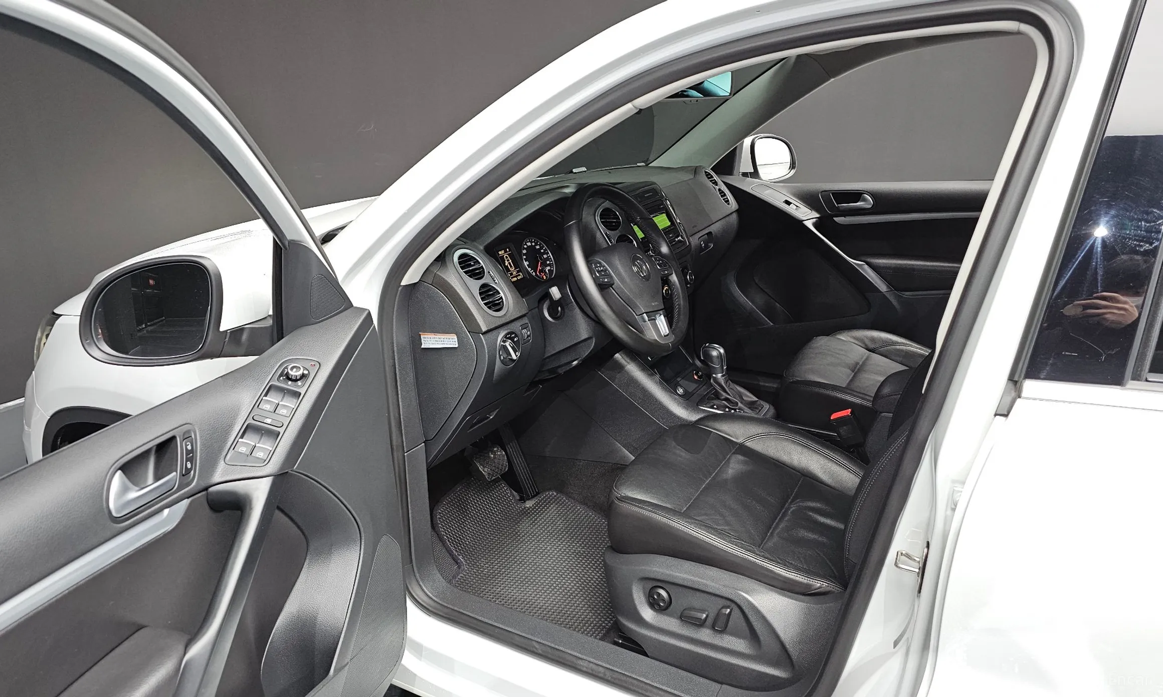 Volkswagen New Tiguan превью 10