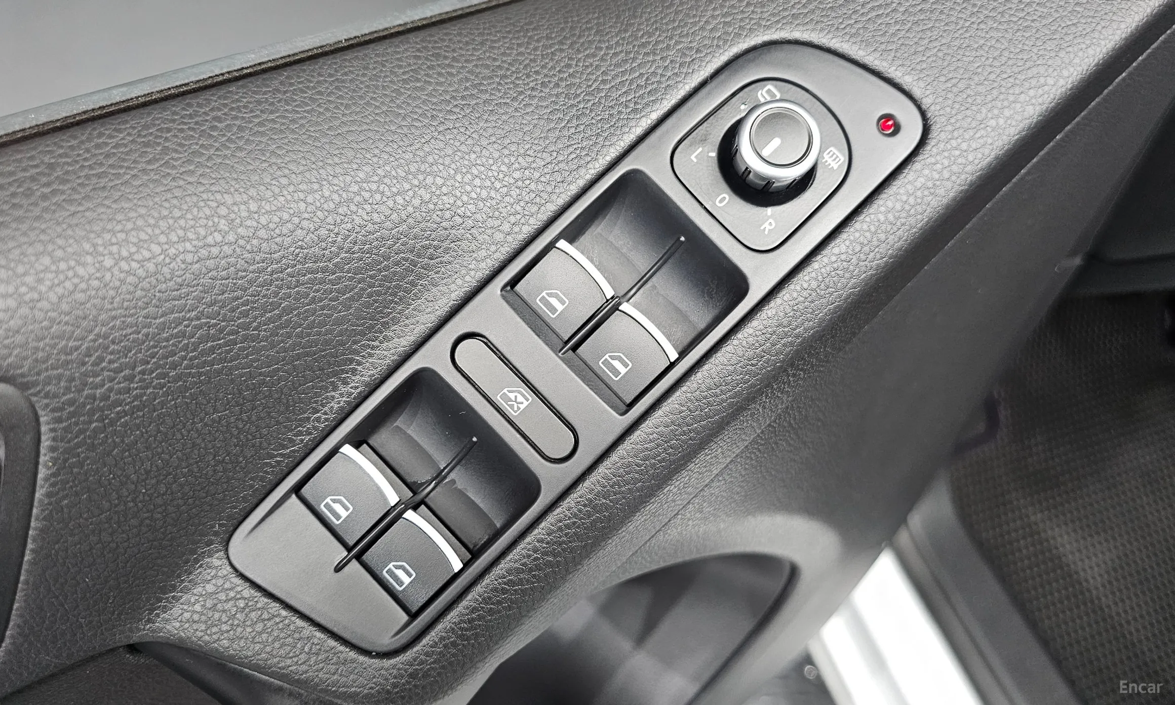 Volkswagen New Tiguan превью 14
