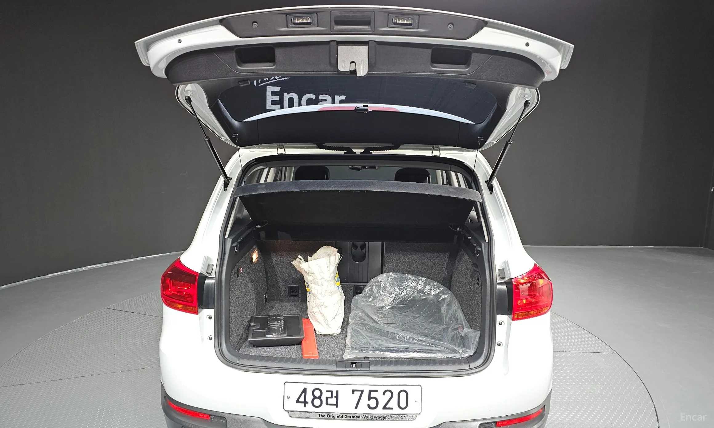 Volkswagen New Tiguan превью 20