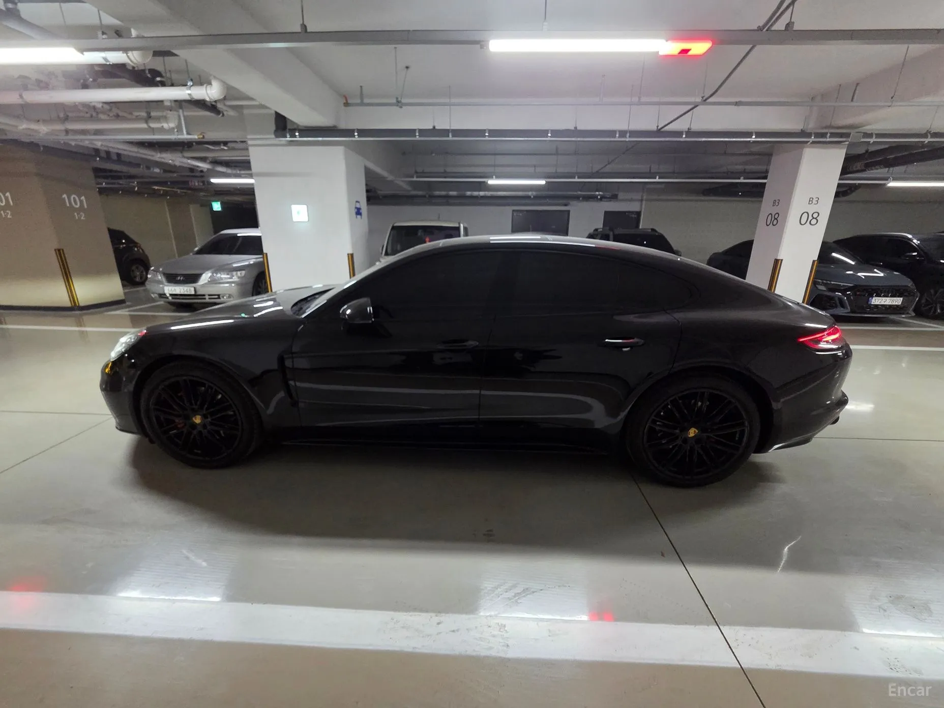 Porsche Panamera (971) превью 4