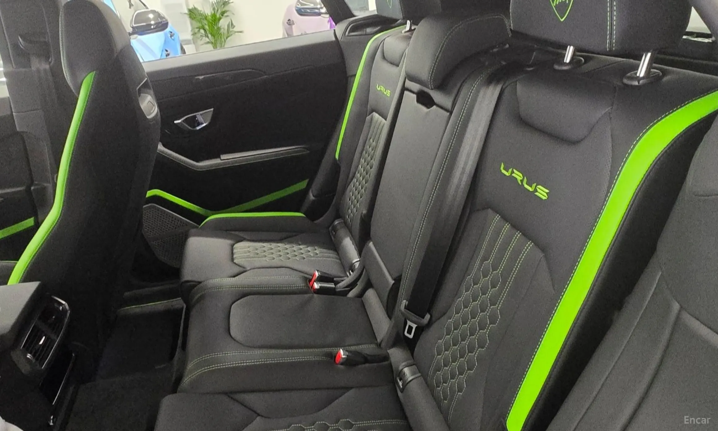Lamborghini Urus превью 7