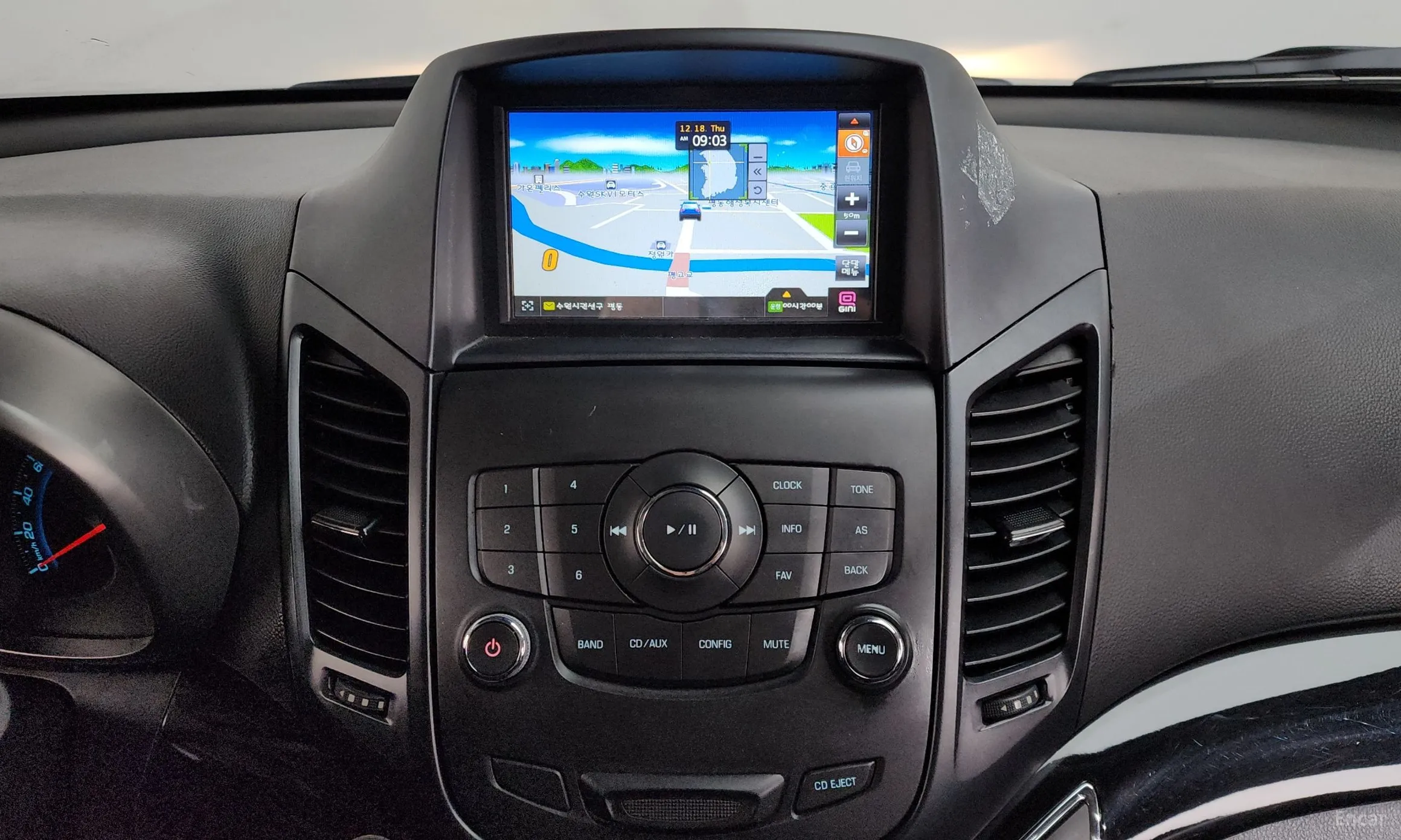 Chevrolet (GM Daewoo) Orlando превью 16