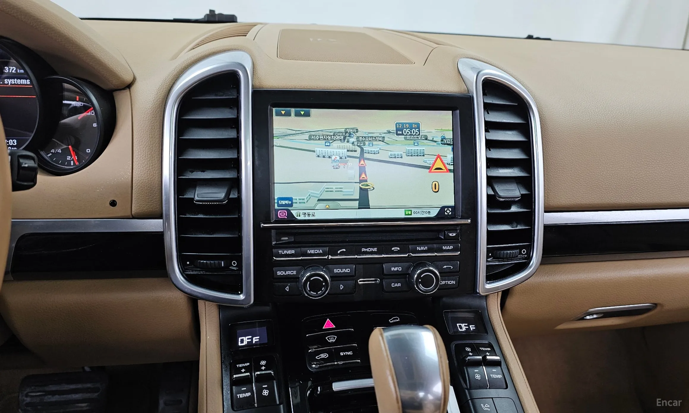 Porsche New Cayenne превью 14