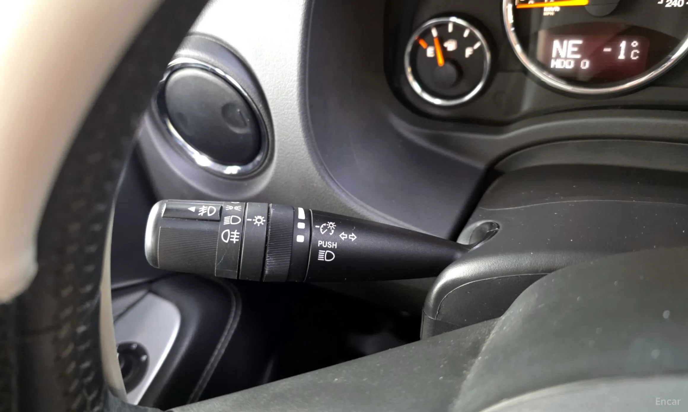 Jeep Compass превью 19