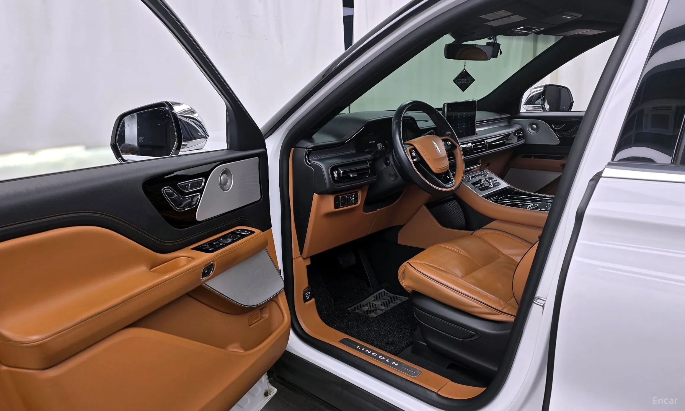 Lincoln Aviator 2nd Generation превью 10