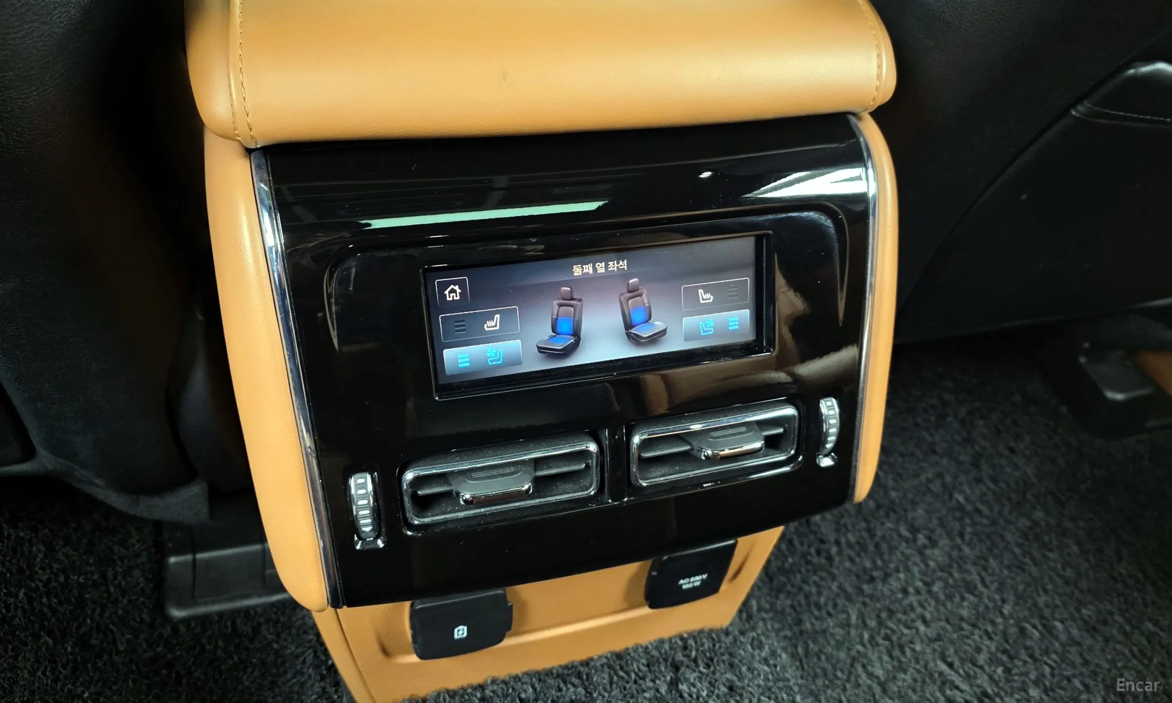 Lincoln Aviator 2nd Generation превью 19