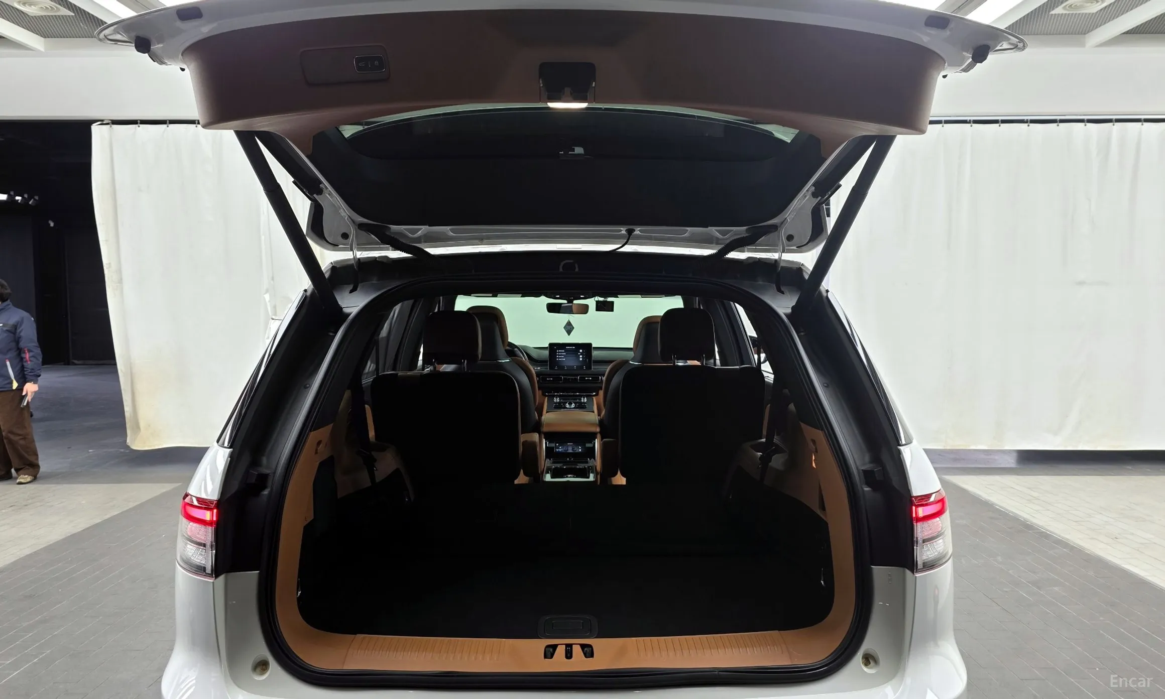 Lincoln Aviator 2nd Generation превью 20