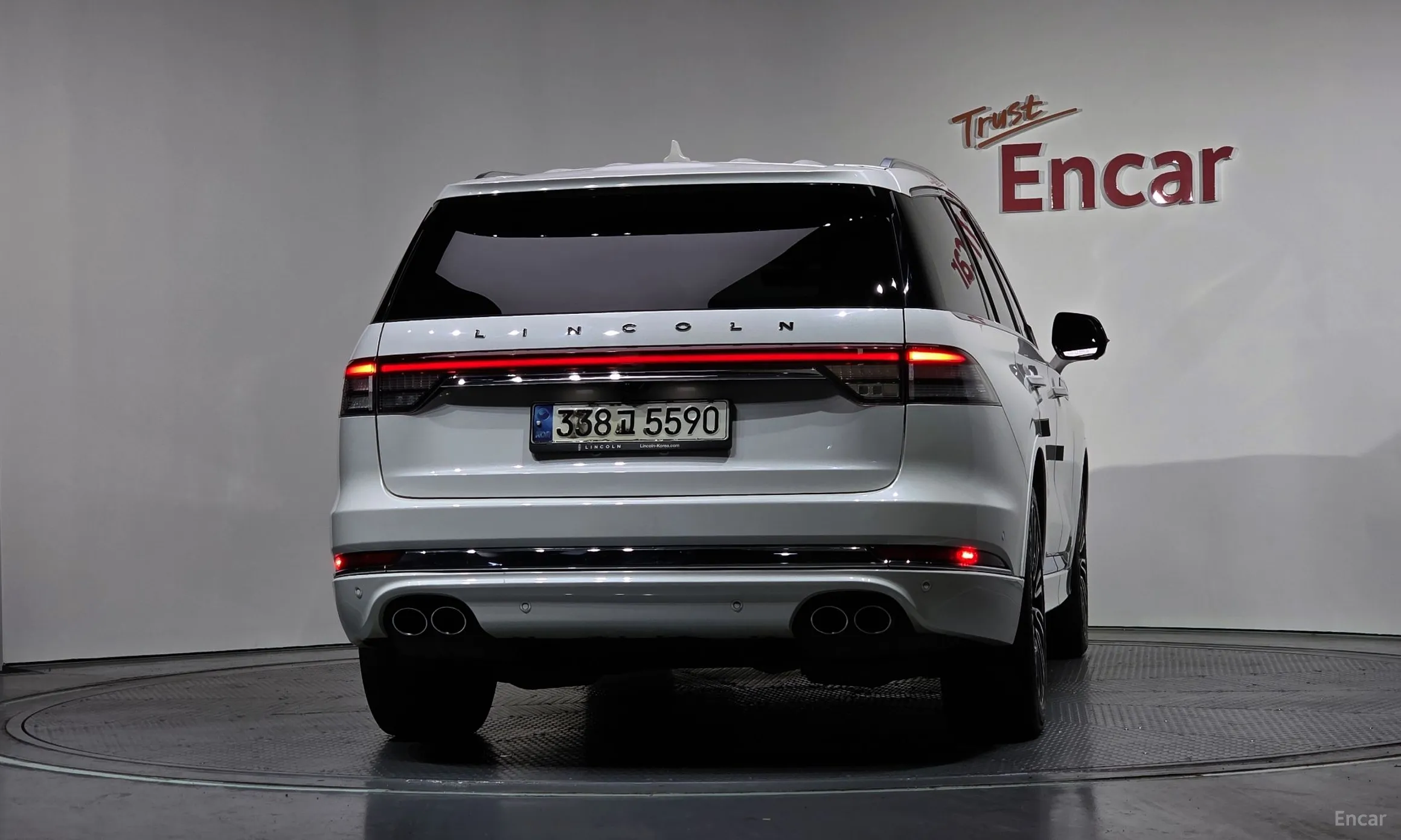 Lincoln Aviator 2nd Generation превью 4