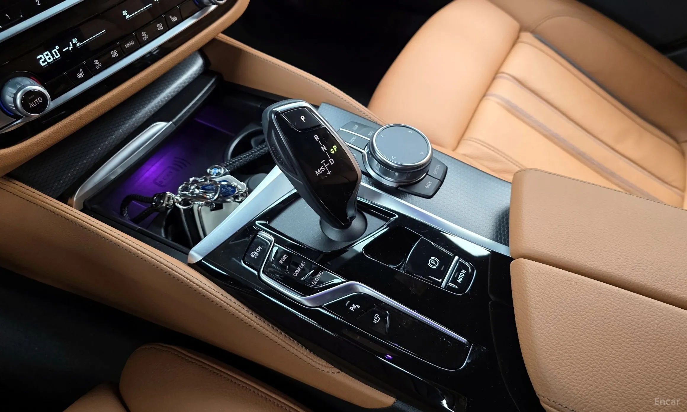 BMW 5 Series (G30) превью 9