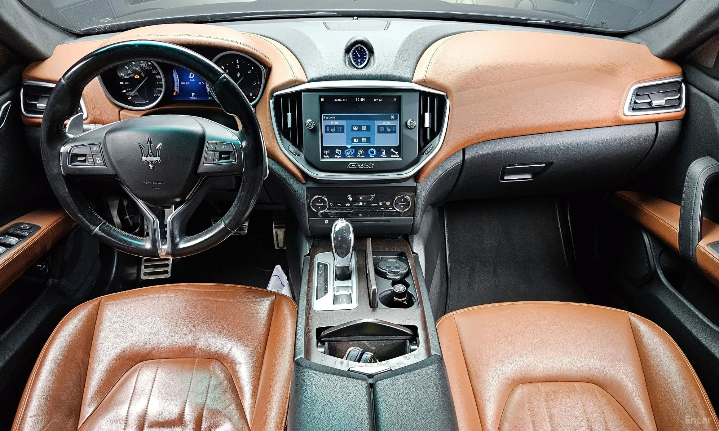 Maserati Ghibli превью 7