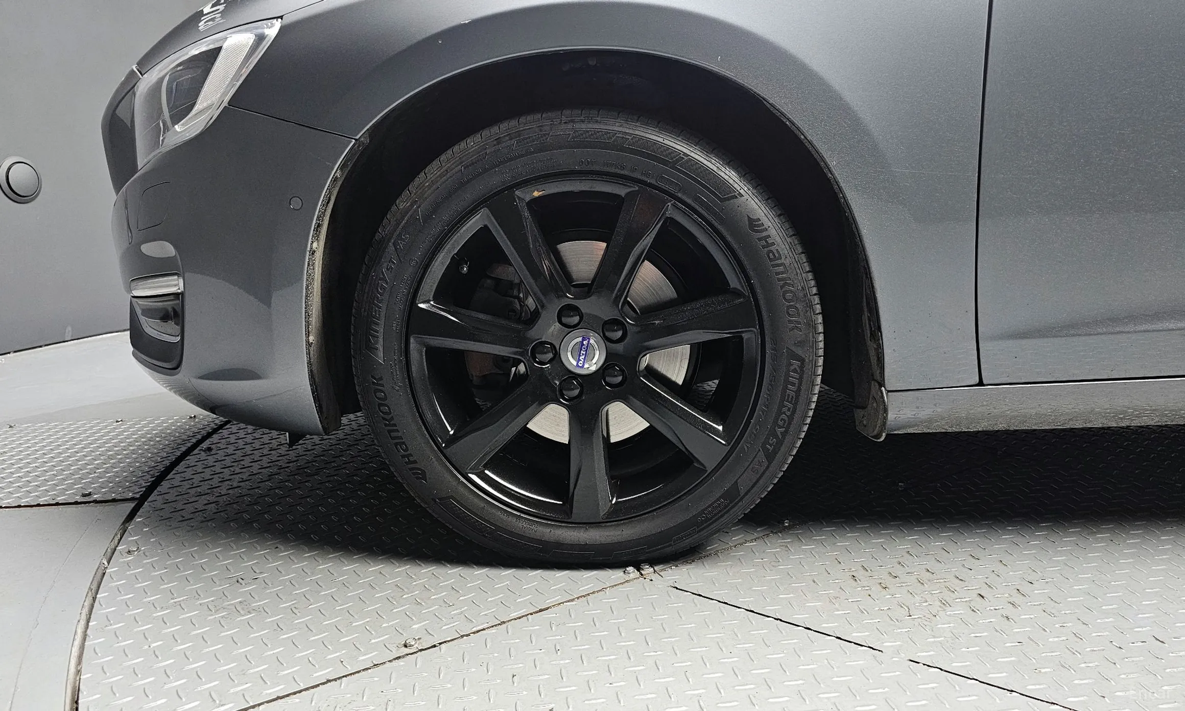 Volvo S60 превью 5