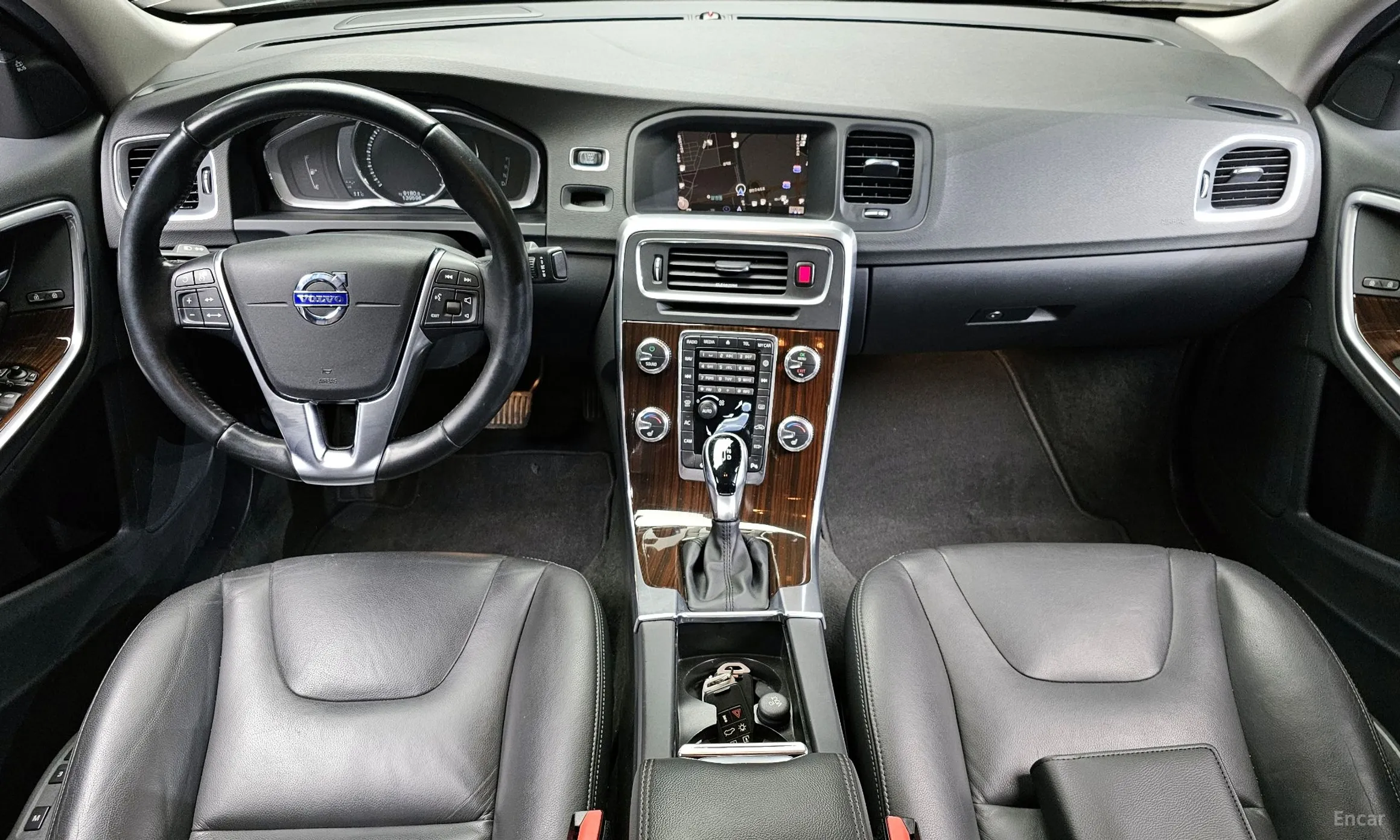 Volvo S60 превью 7