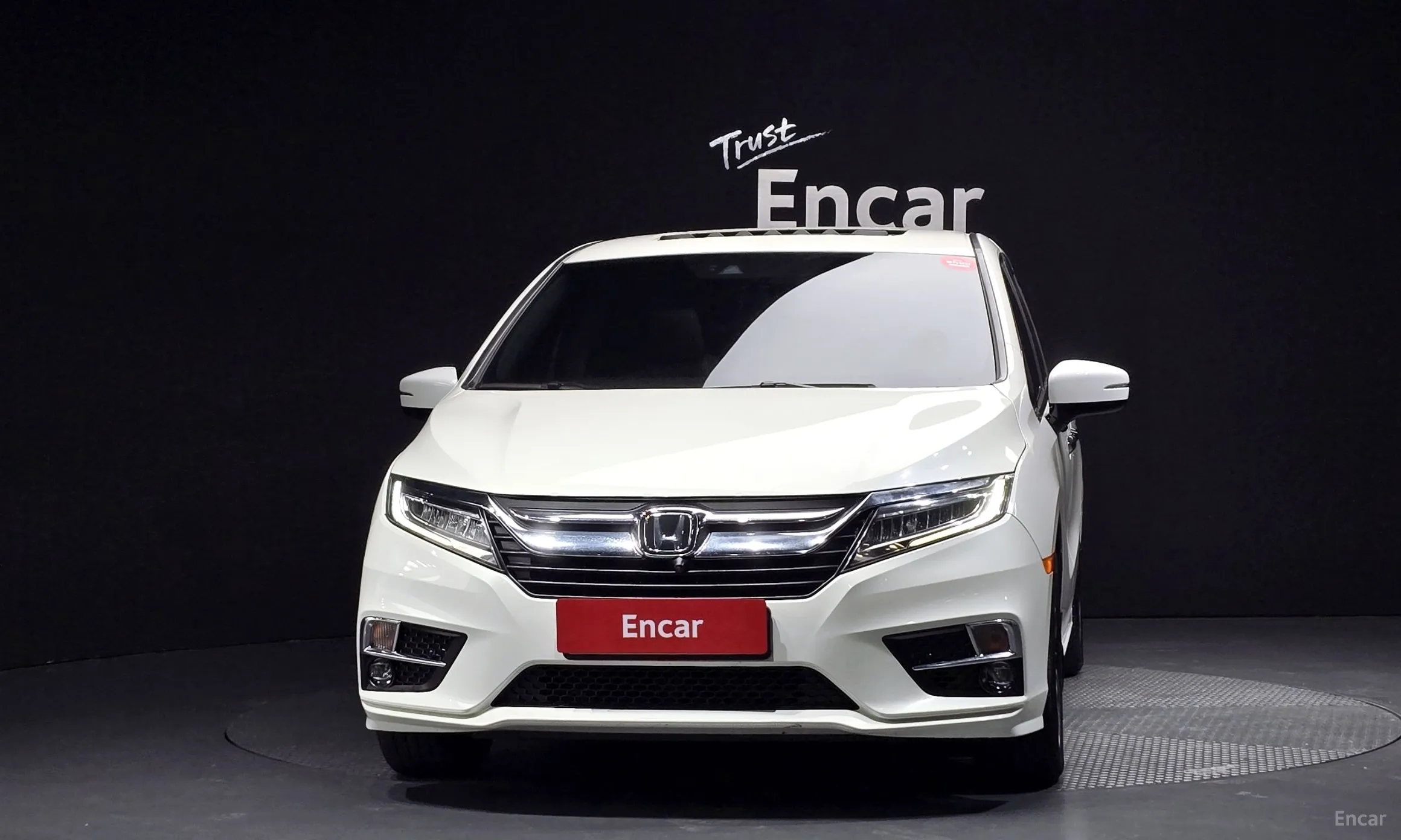Honda Odyssey превью 3