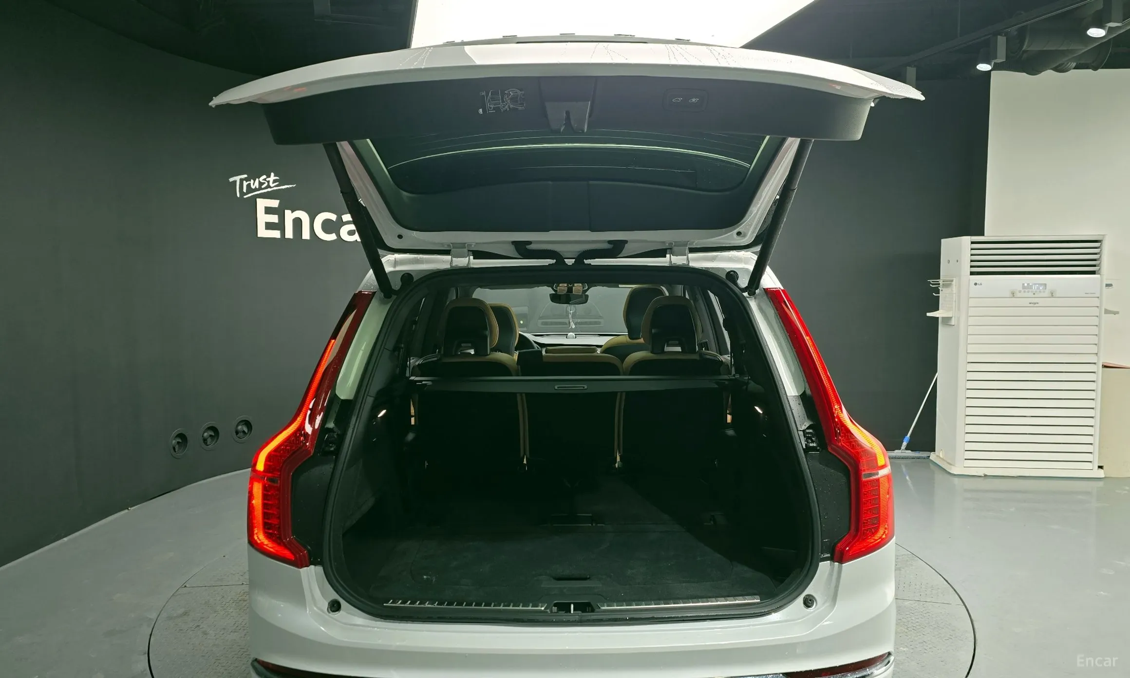 Volvo XC90 Gen 2 превью 20