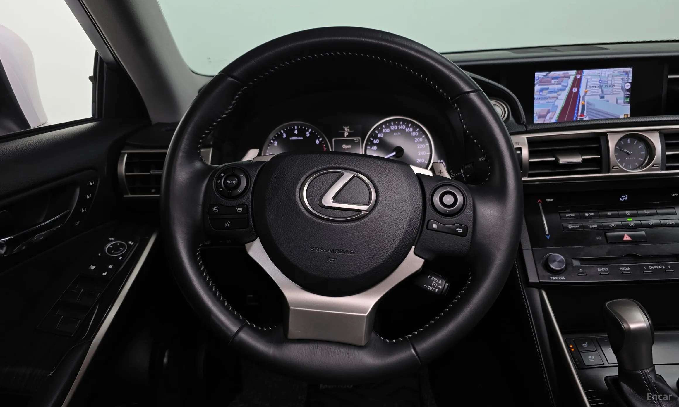 Lexus New IS250 превью 13