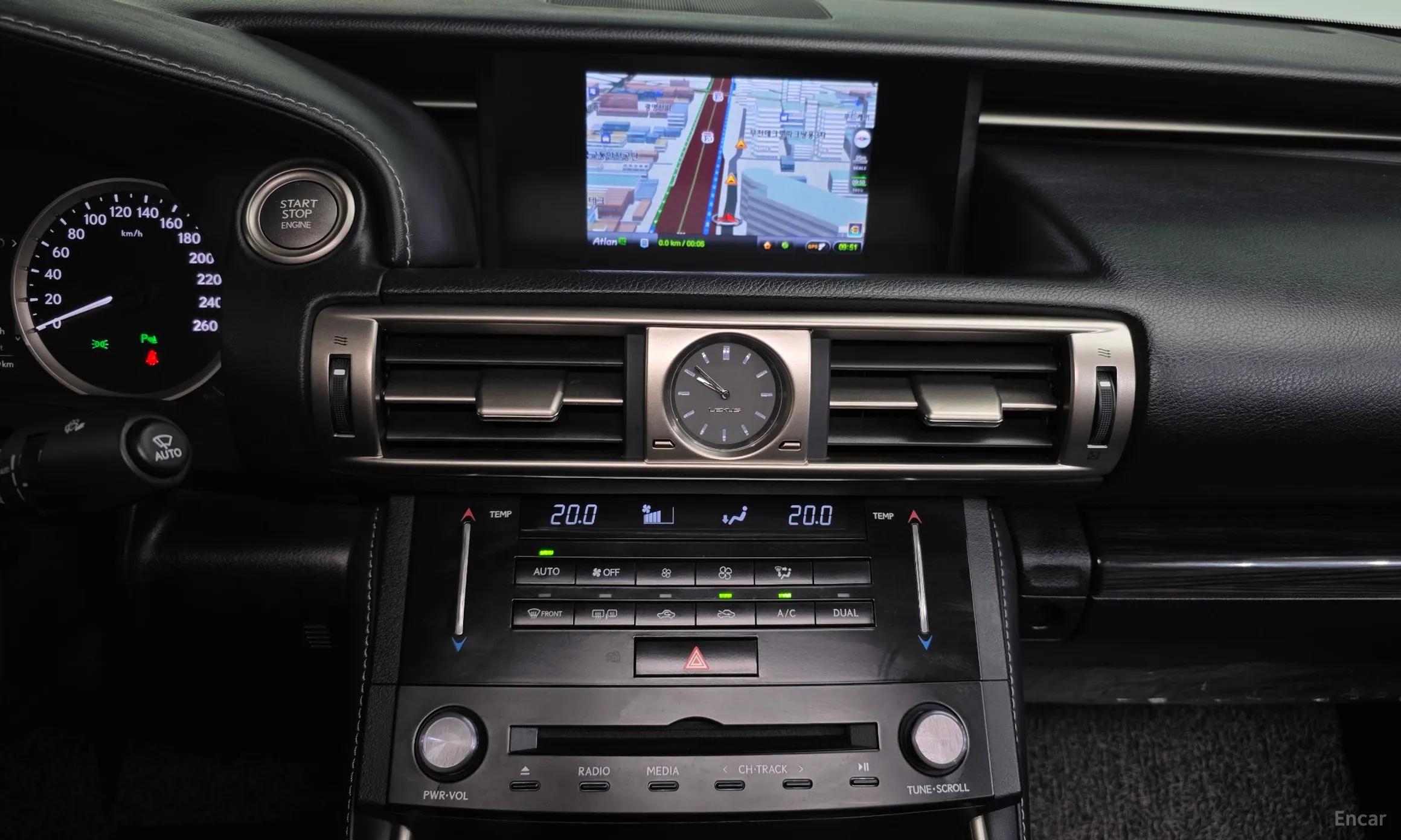 Lexus New IS250 превью 14