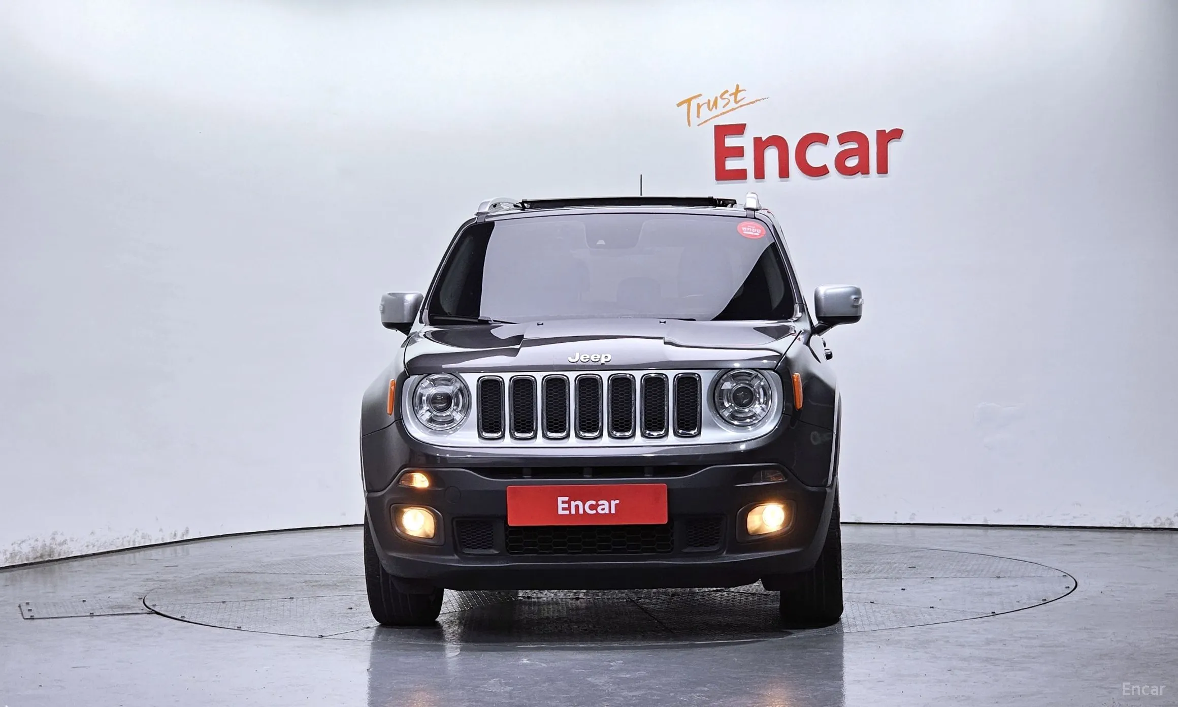 Jeep Renegade превью 3