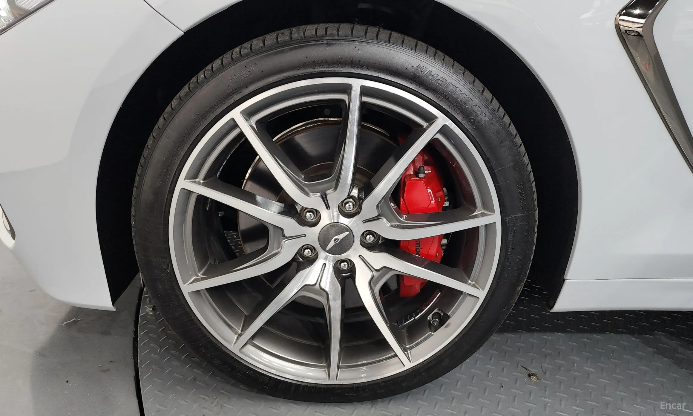 Genesis G70 превью 5