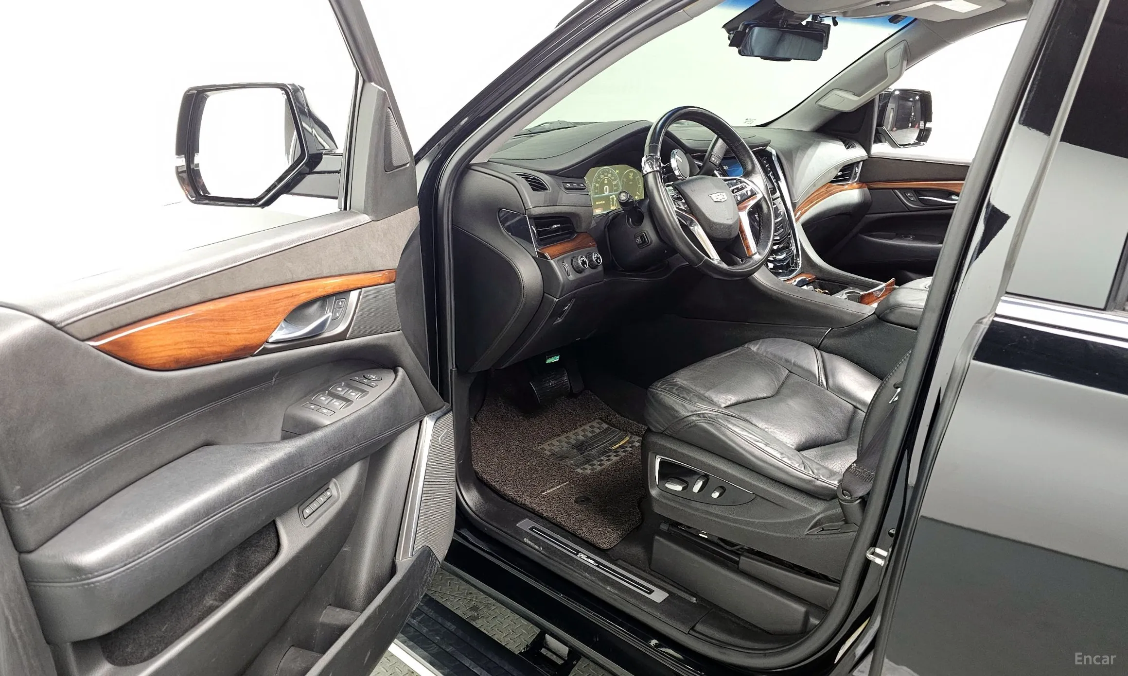 Cadillac Escalade превью 10