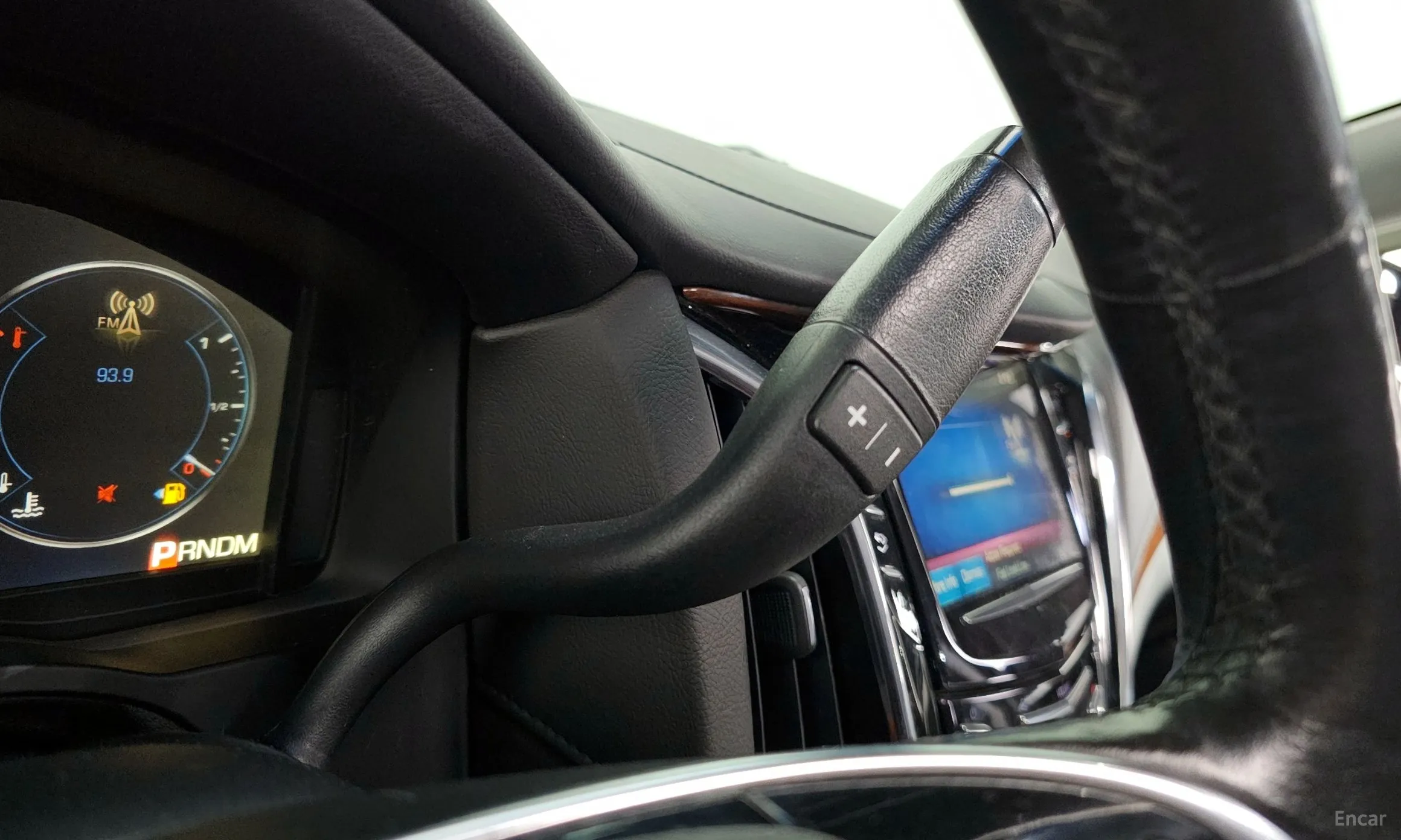 Cadillac Escalade превью 9
