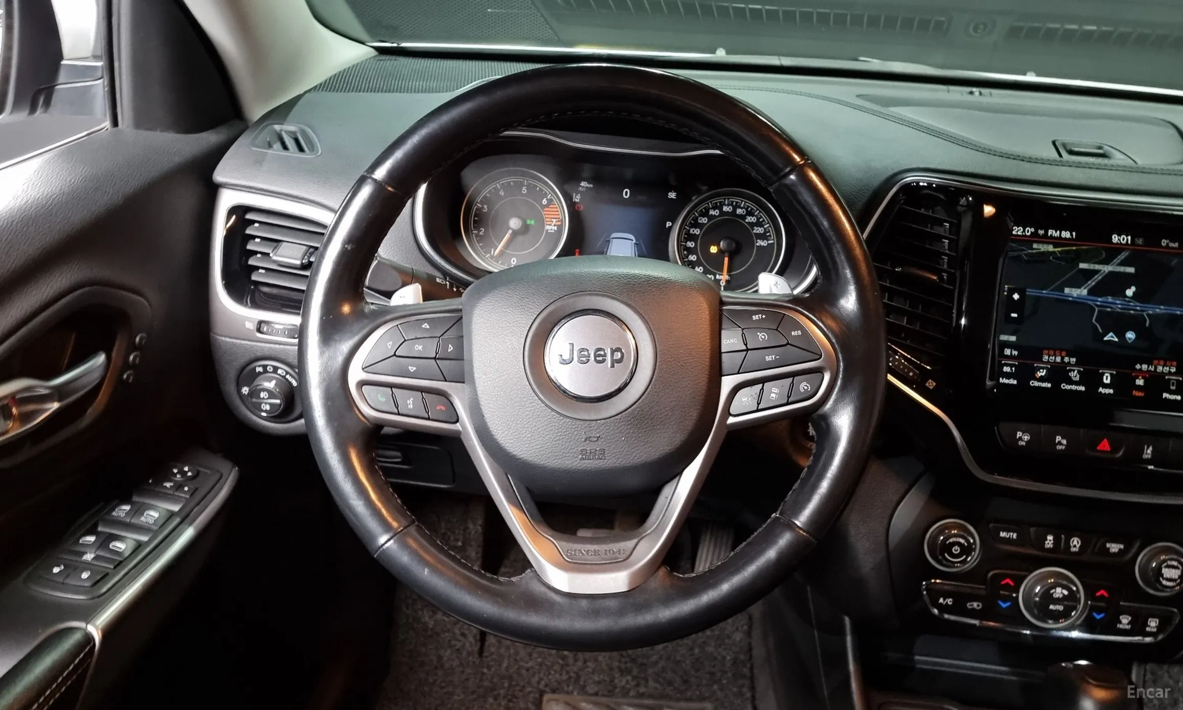 Jeep Cherokee (KL) превью 13