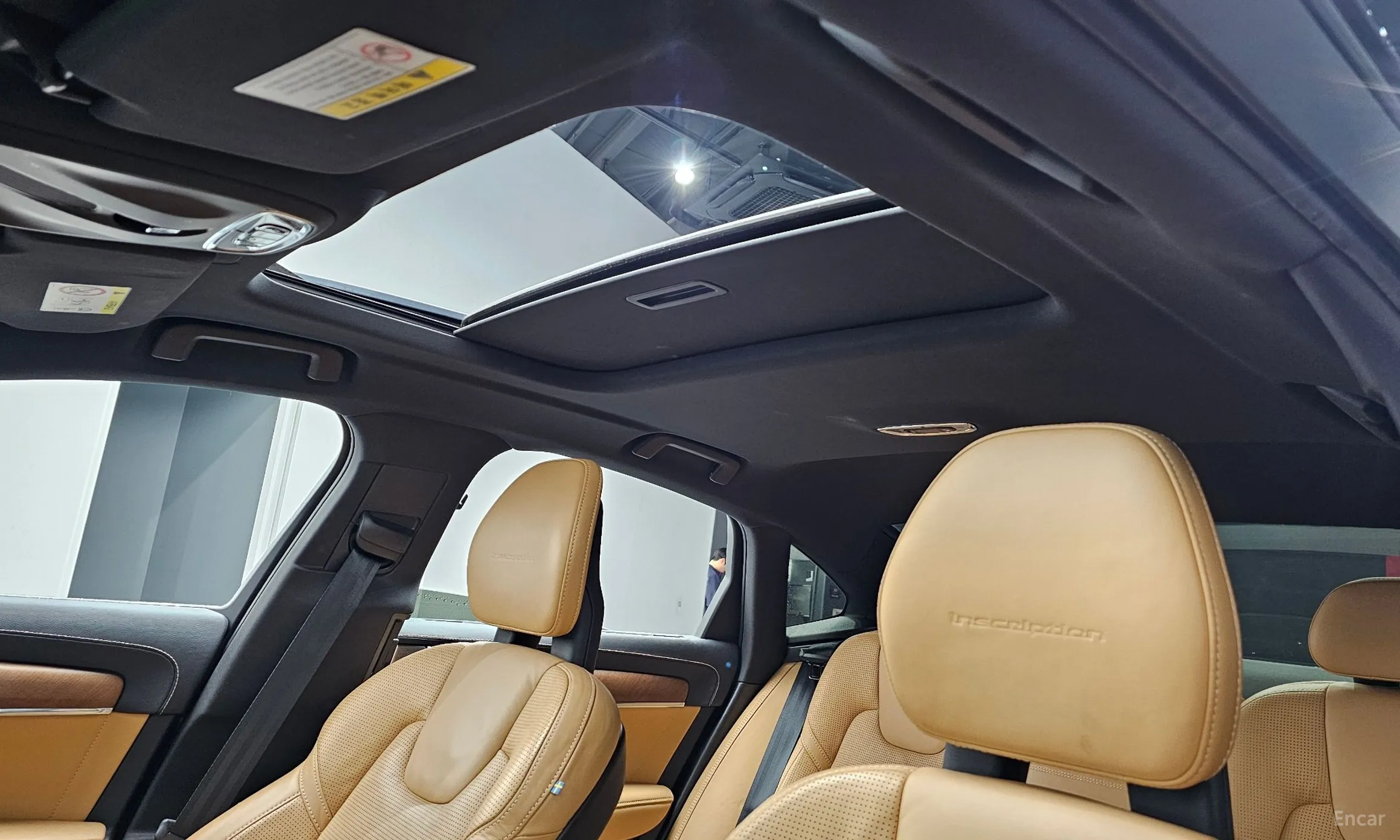 Volvo S90 превью 19