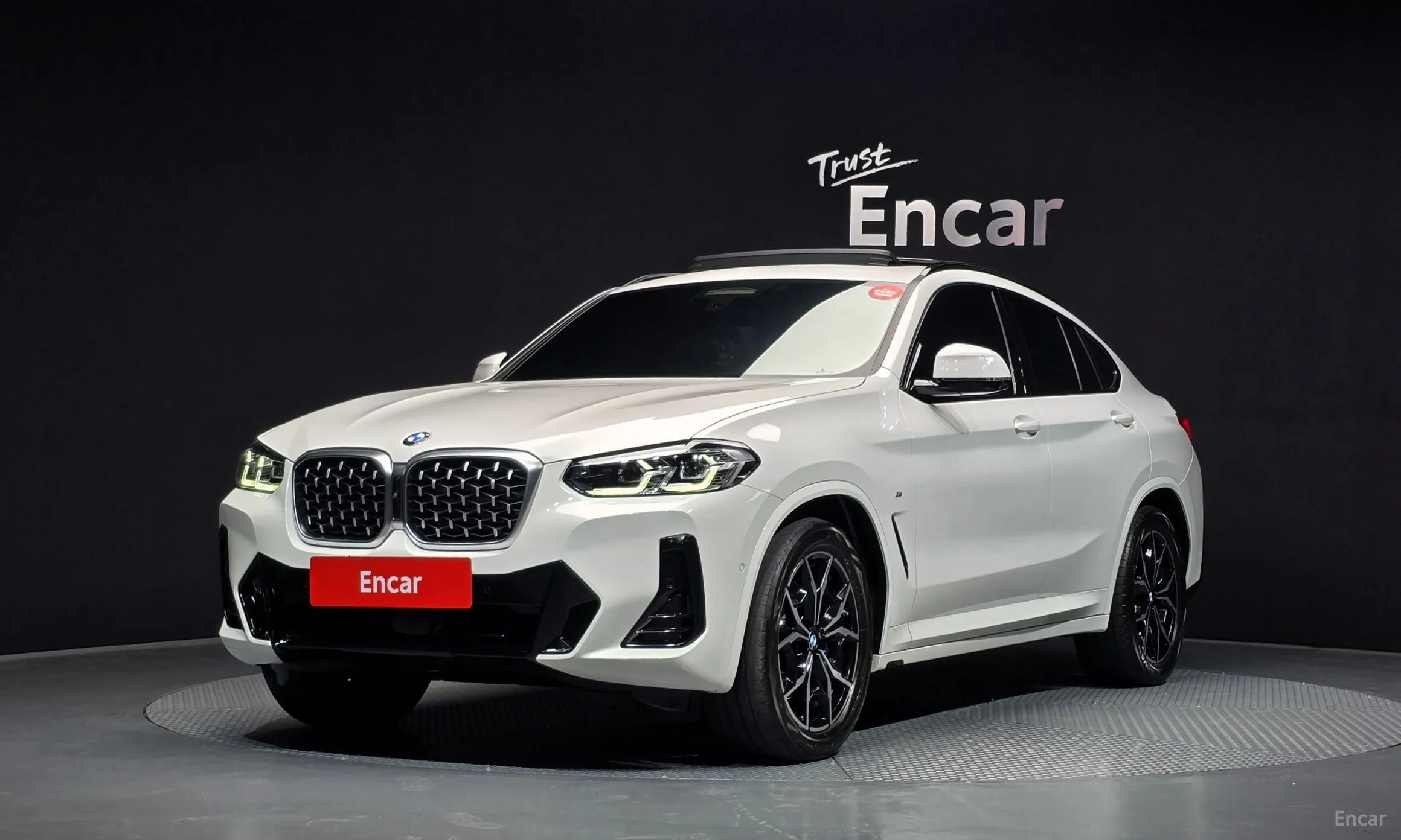 X4 (G02)