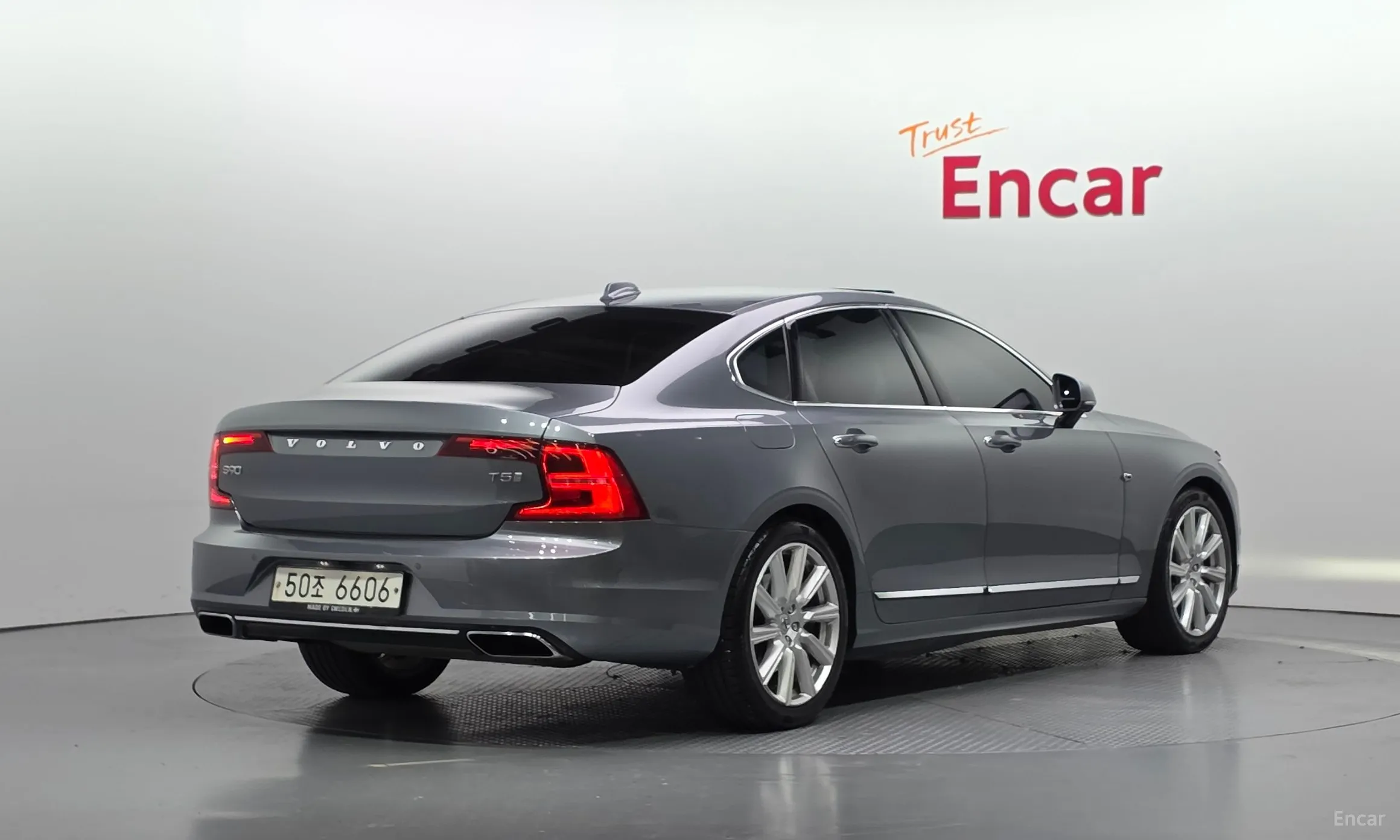 Volvo S90 превью 2
