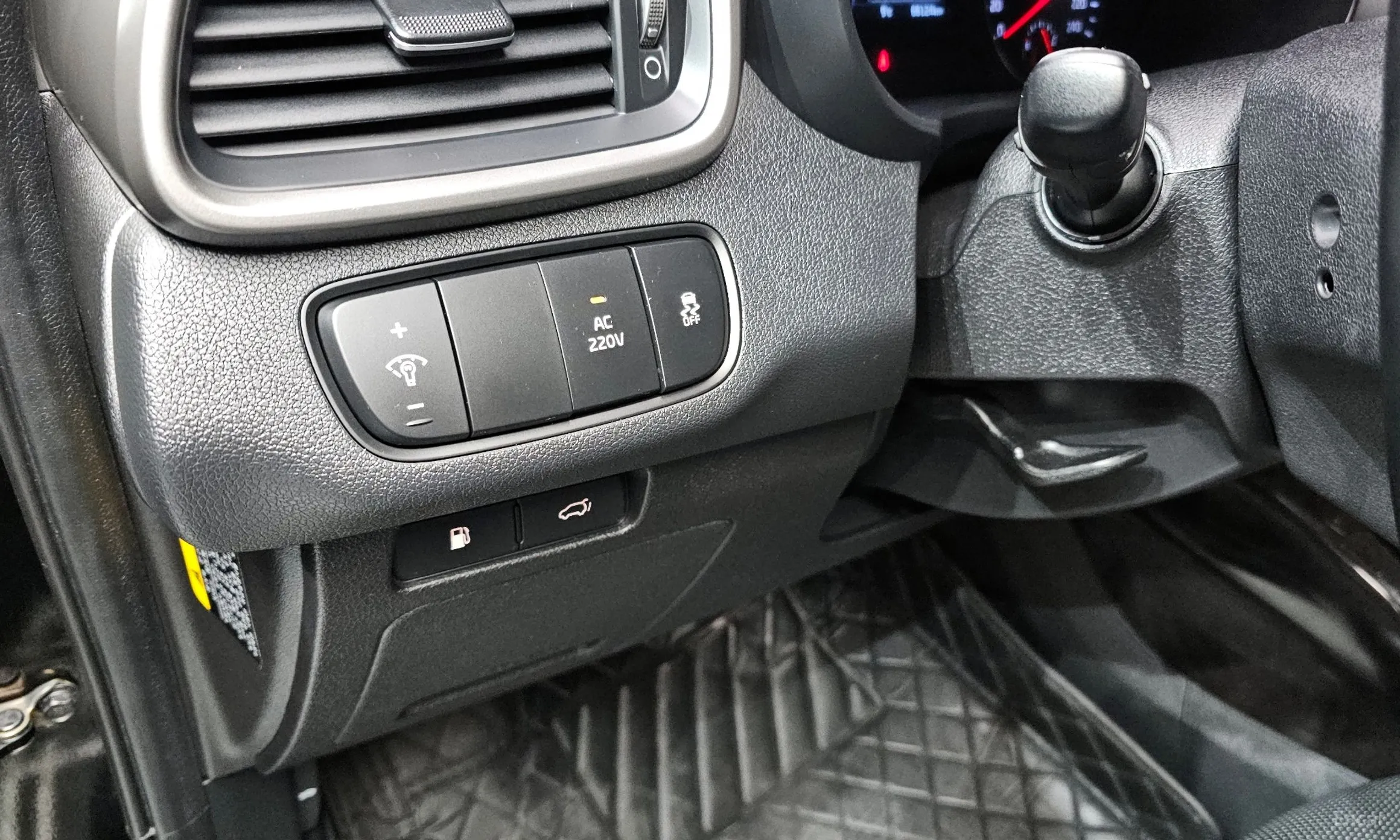 Kia Sorento превью 15