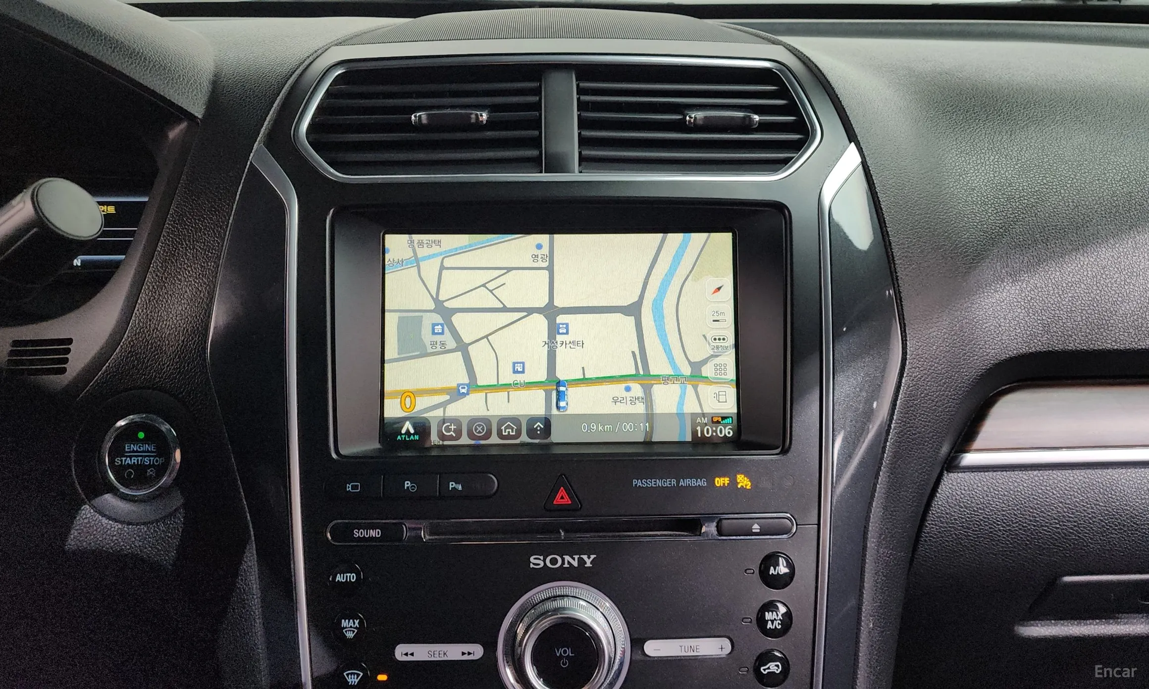 Ford Explorer превью 15
