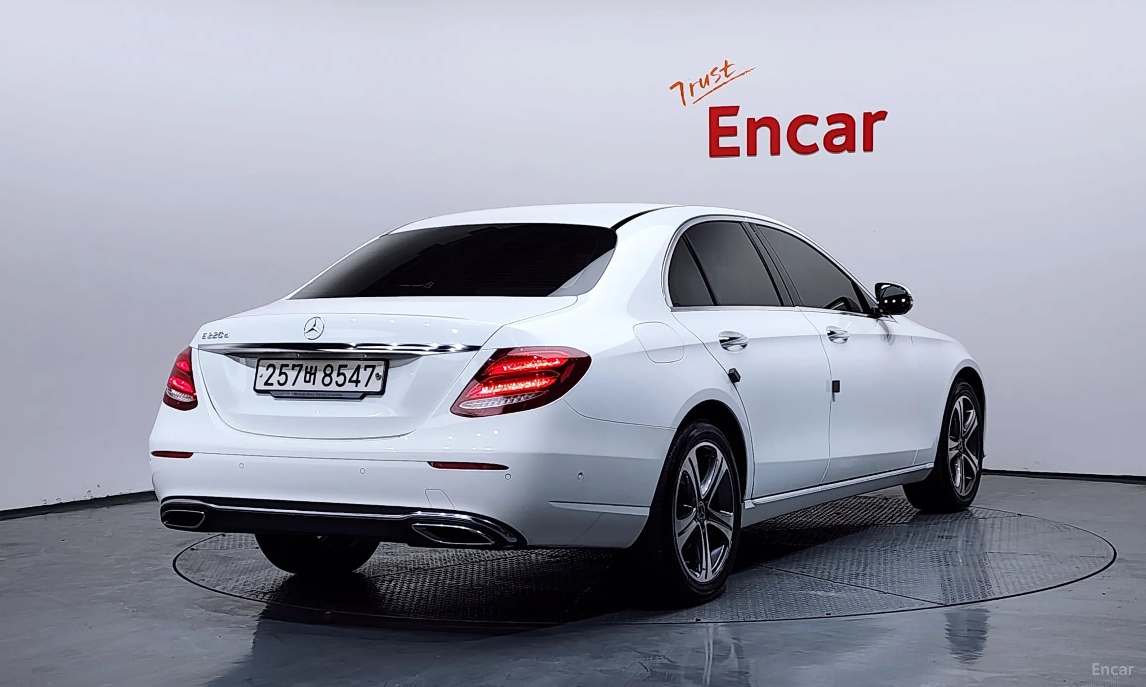 Mercedes Benz E-Class W213 превью 2