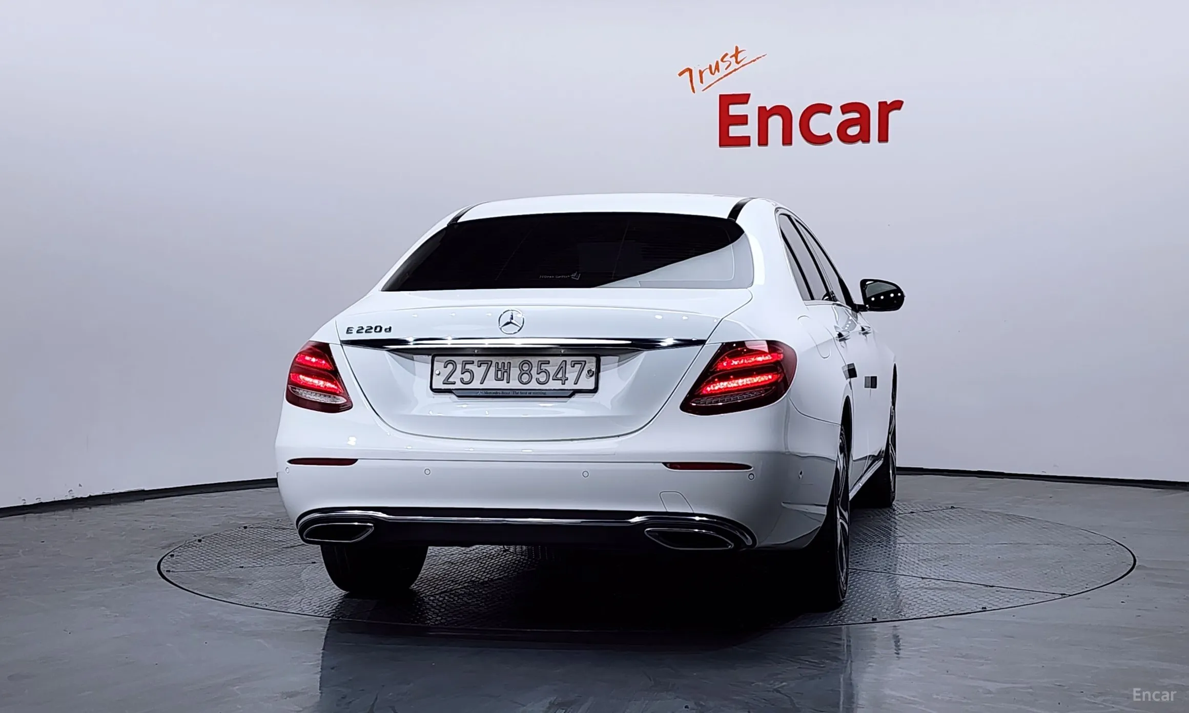 Mercedes Benz E-Class W213 превью 4