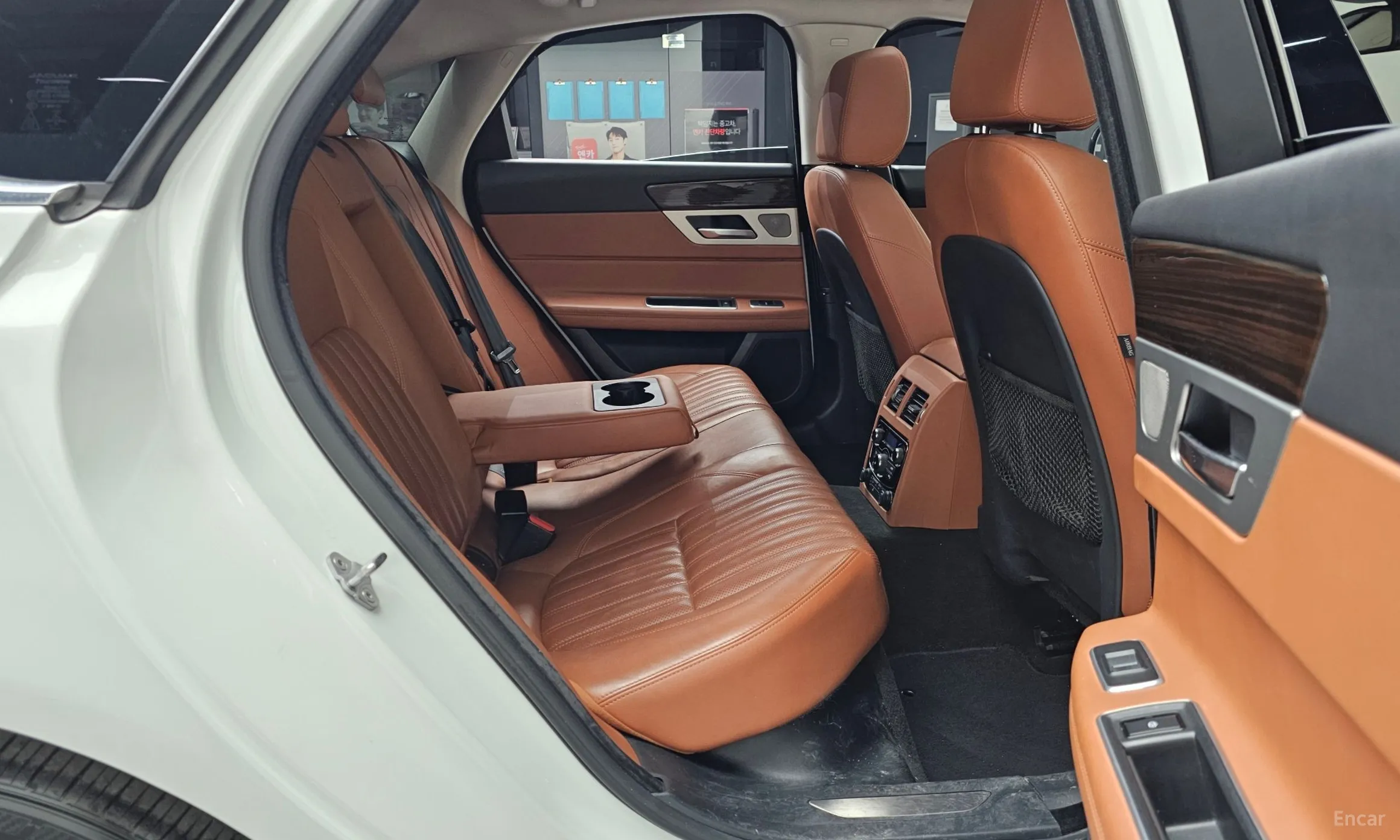 Jaguar XF (x260) превью 12