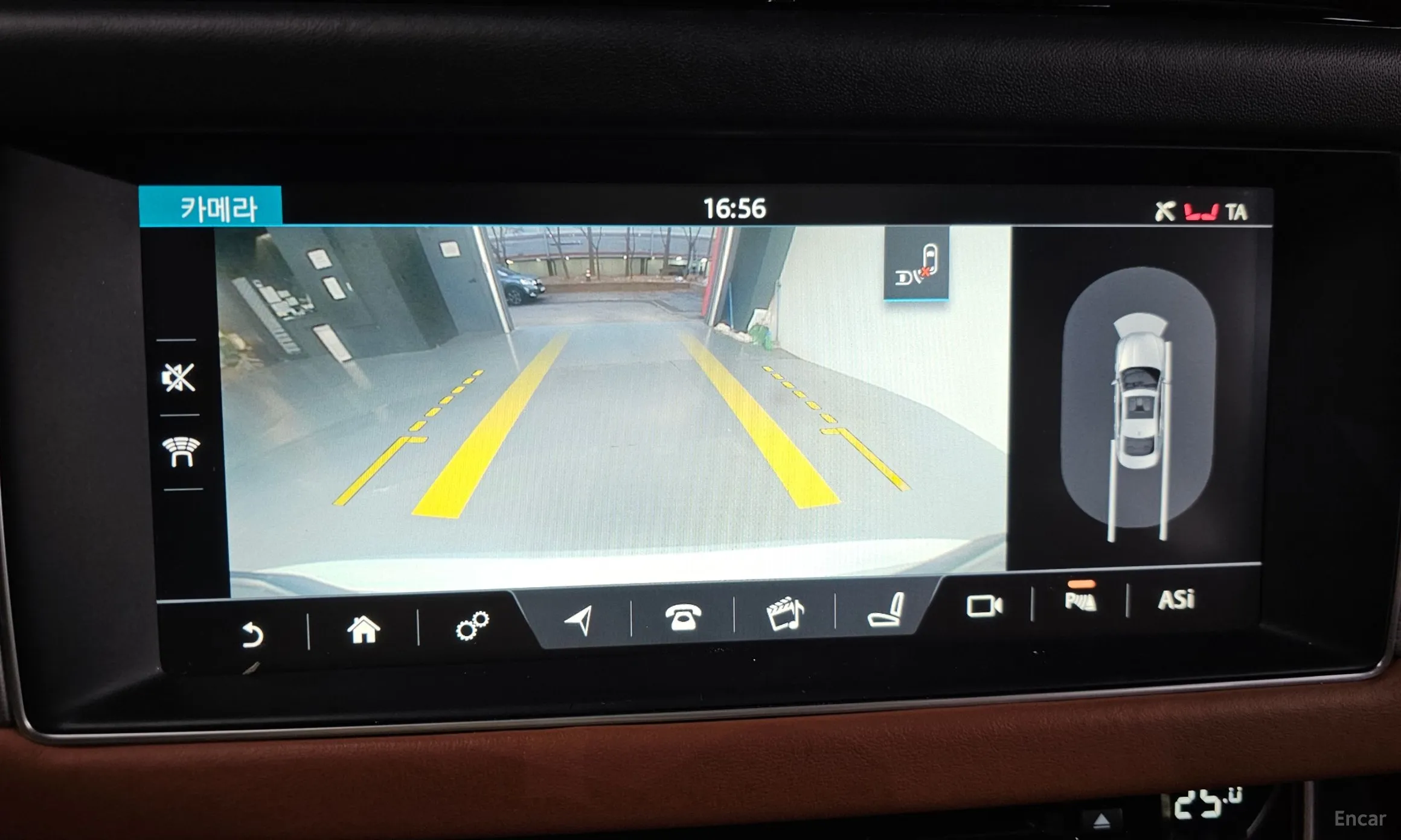 Jaguar XF (x260) превью 16