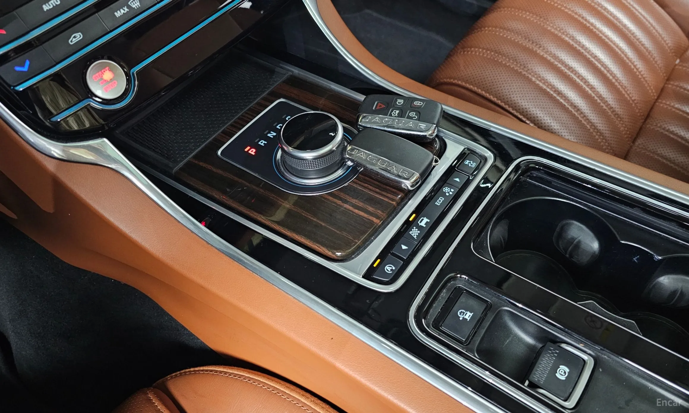 Jaguar XF (x260) превью 9